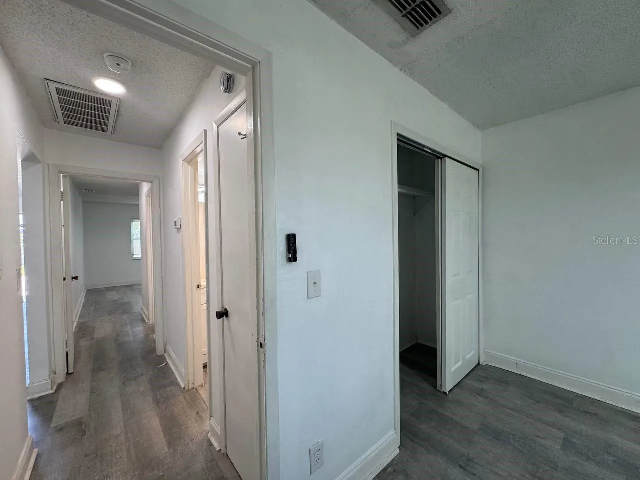 5102 LAWNTON CT