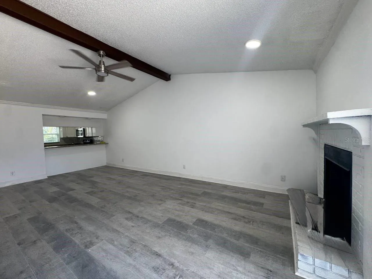 5102 LAWNTON CT