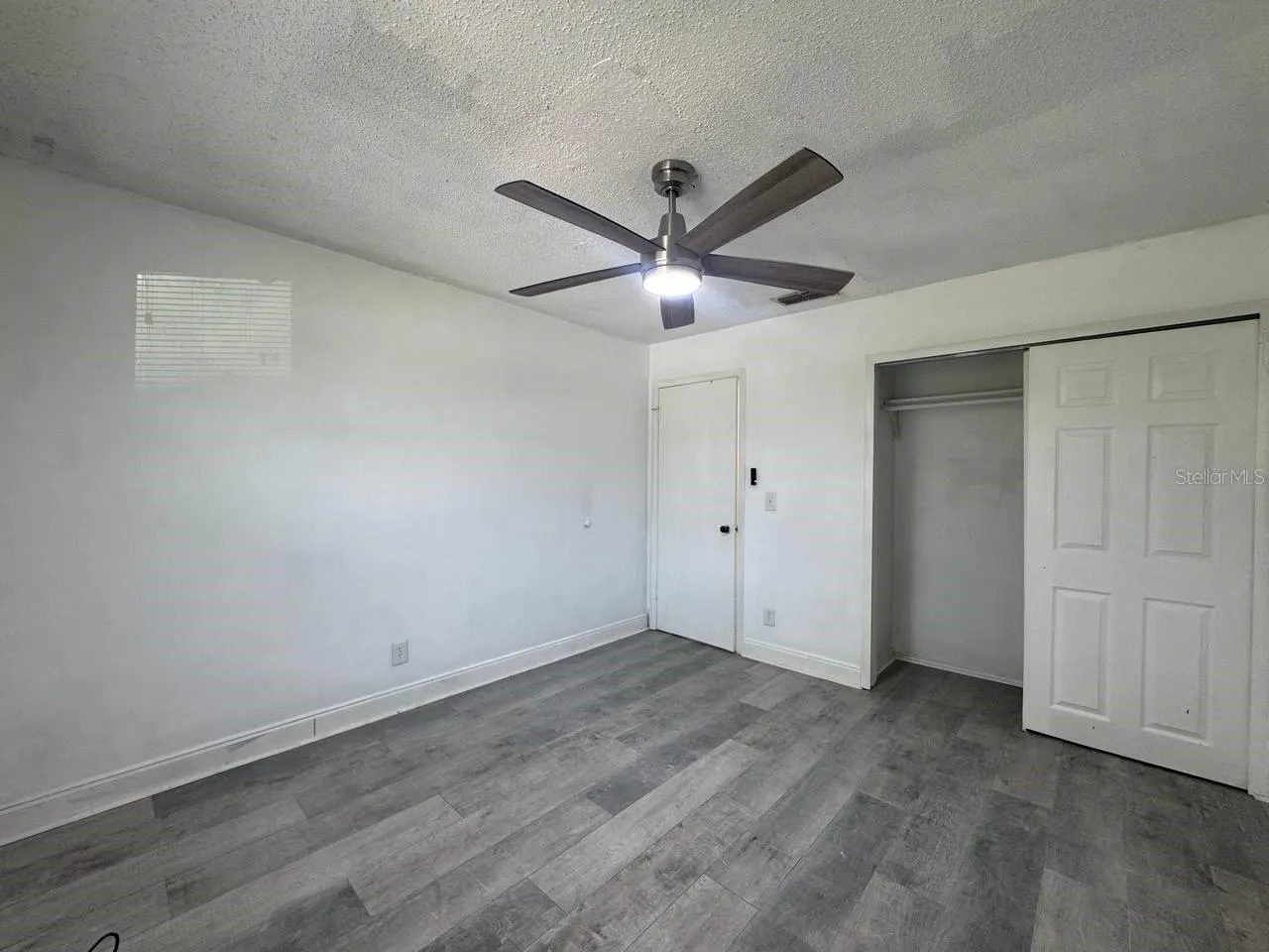 5102 LAWNTON CT