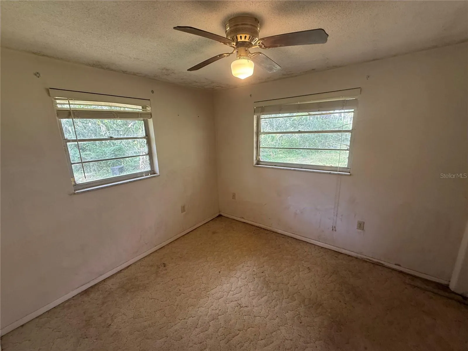 2603 W 60 HWY