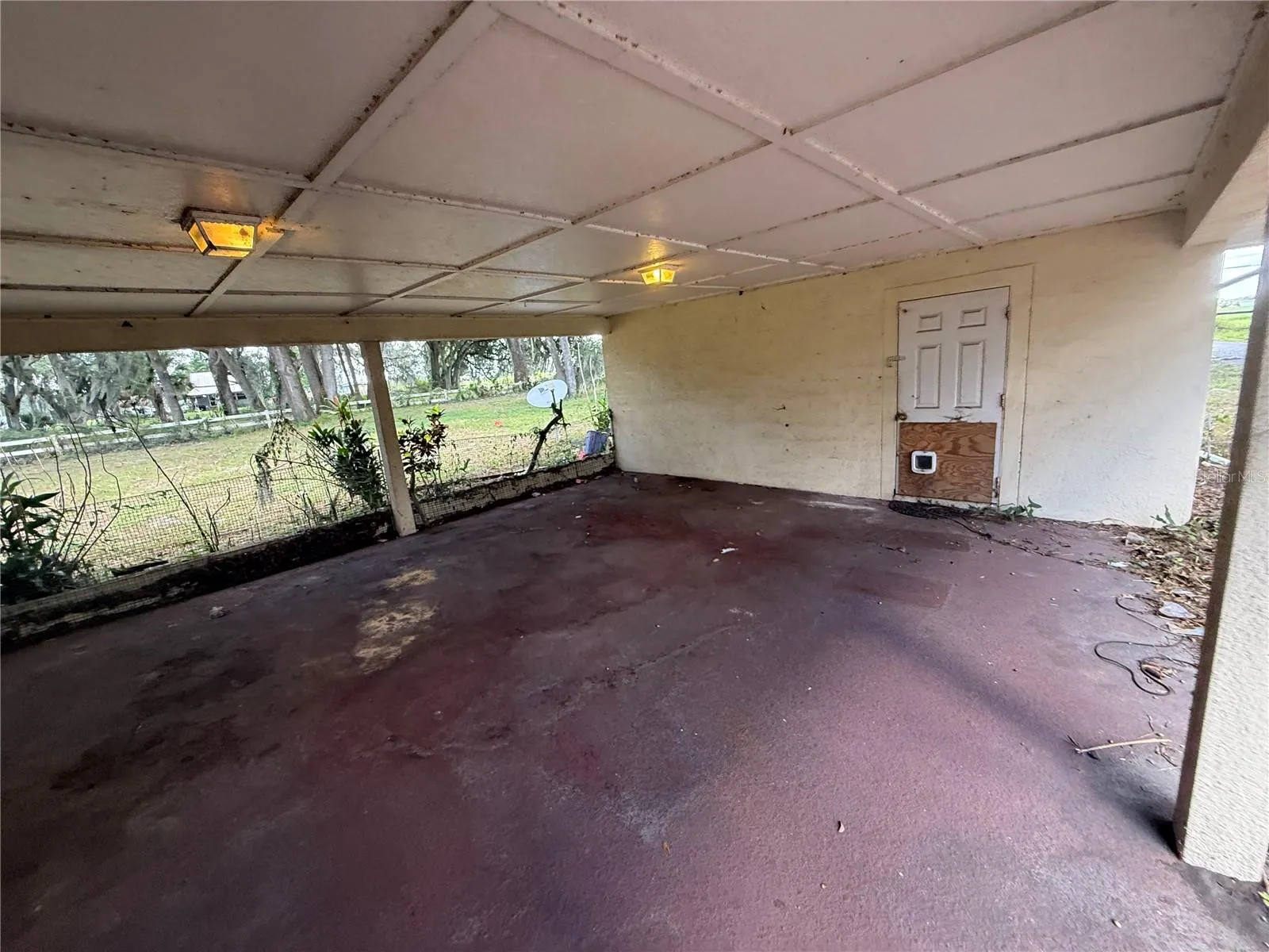 2603 W 60 HWY