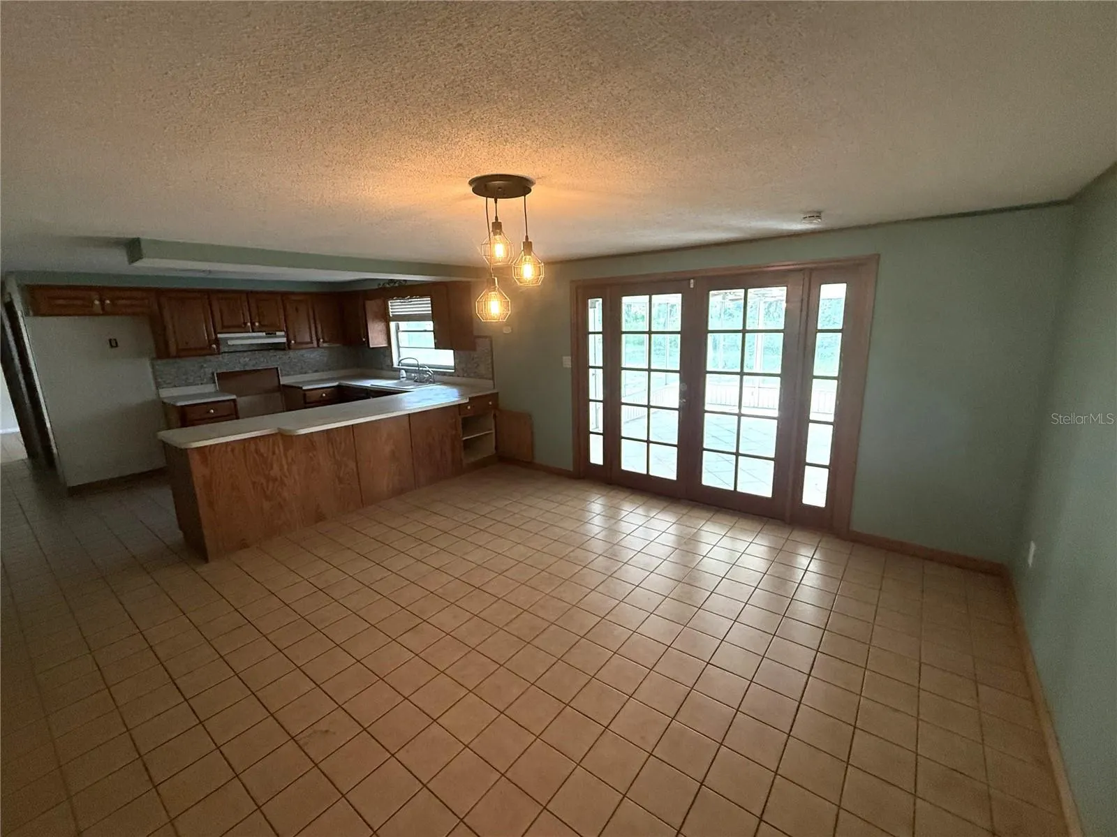 2603 W 60 HWY