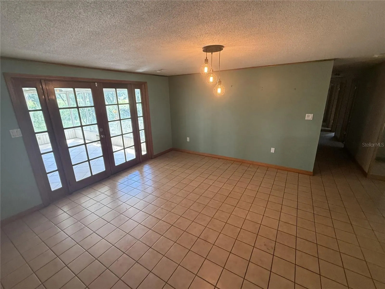 2603 W 60 HWY