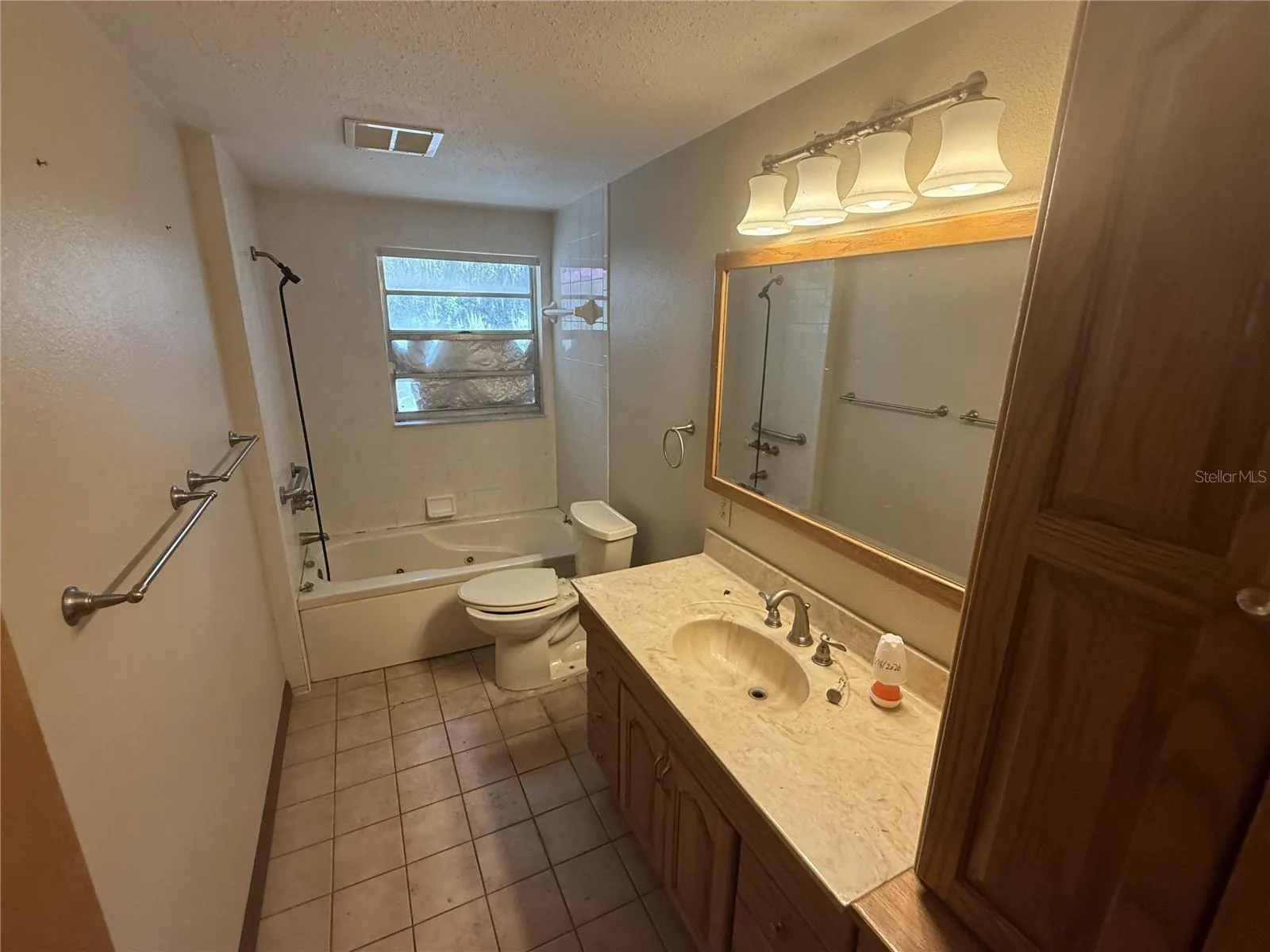 2603 W 60 HWY