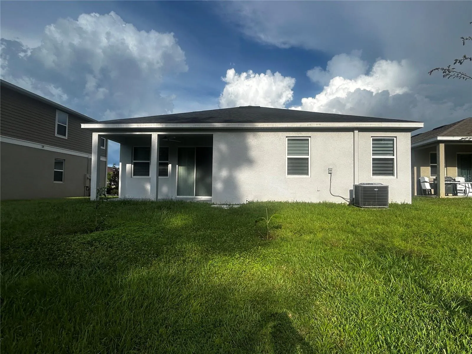 520 VALRI PARK DR