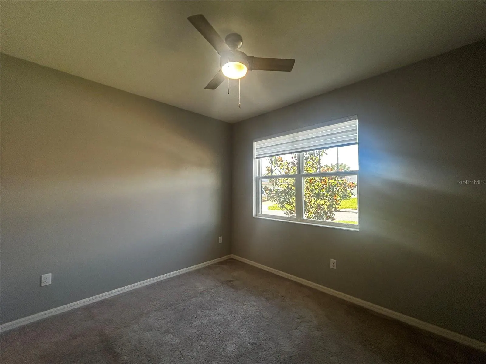 520 VALRI PARK DR