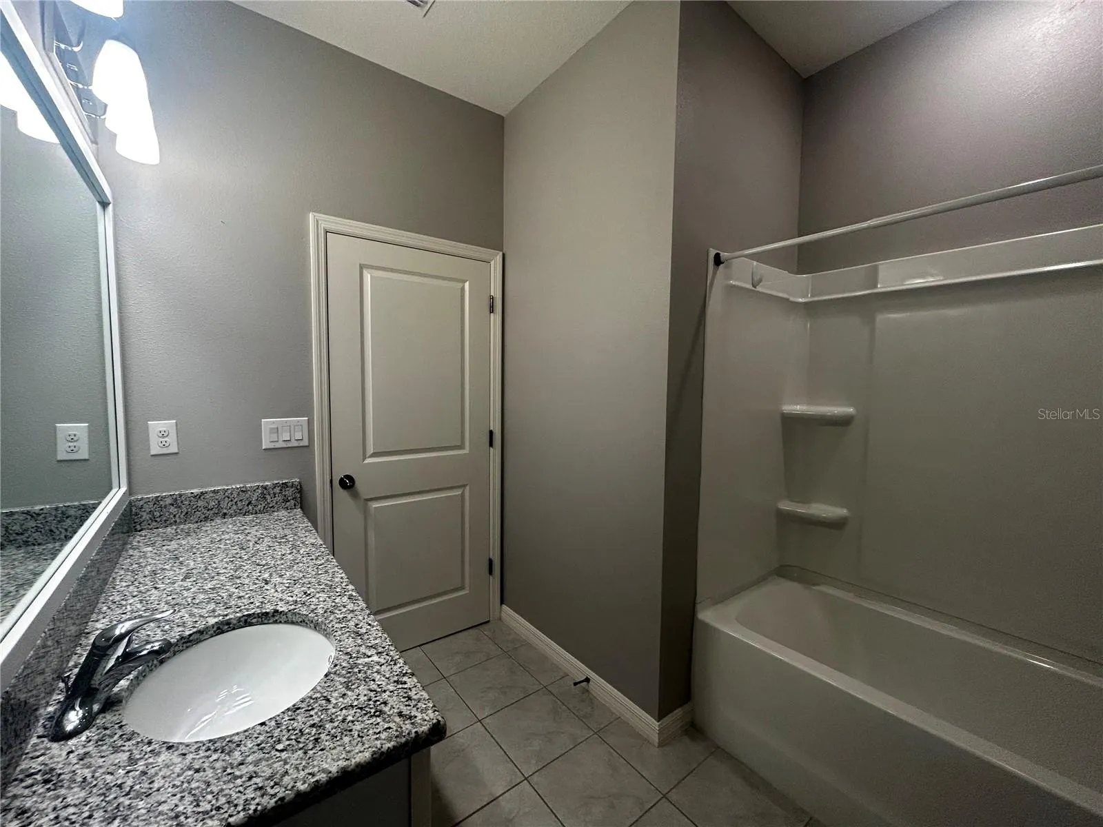 520 VALRI PARK DR