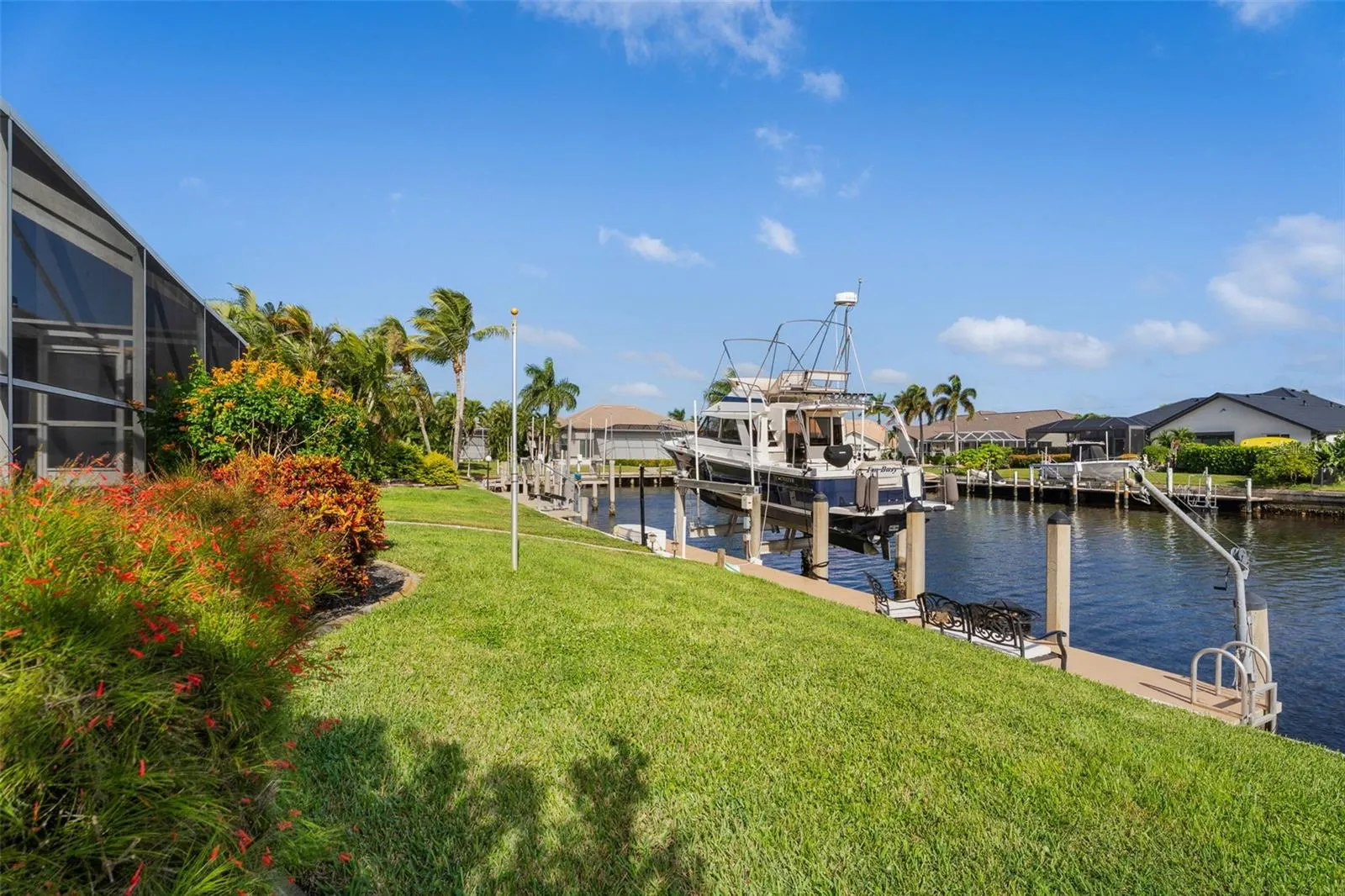 562 ANDORA DR