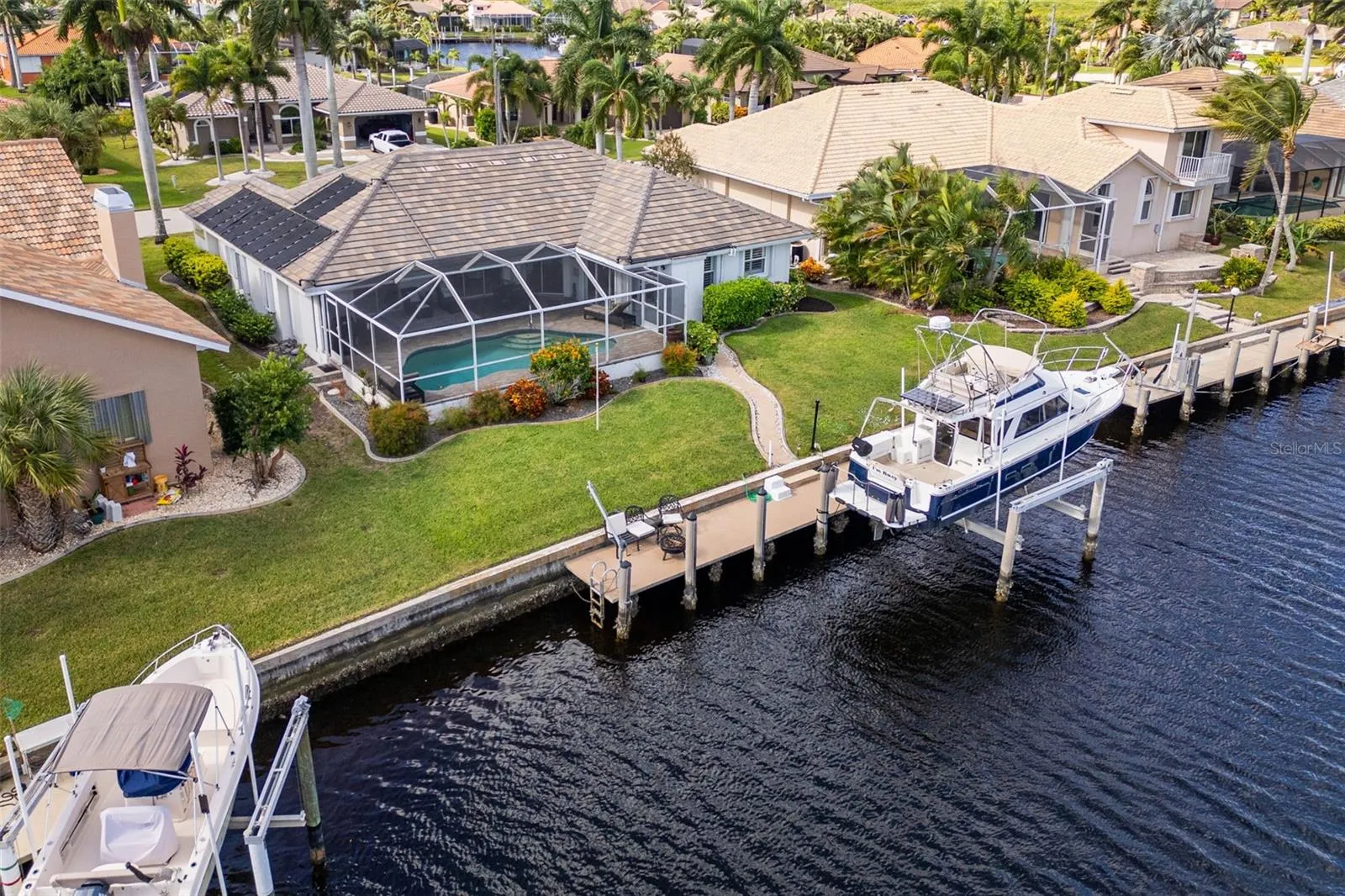 562 ANDORA DR