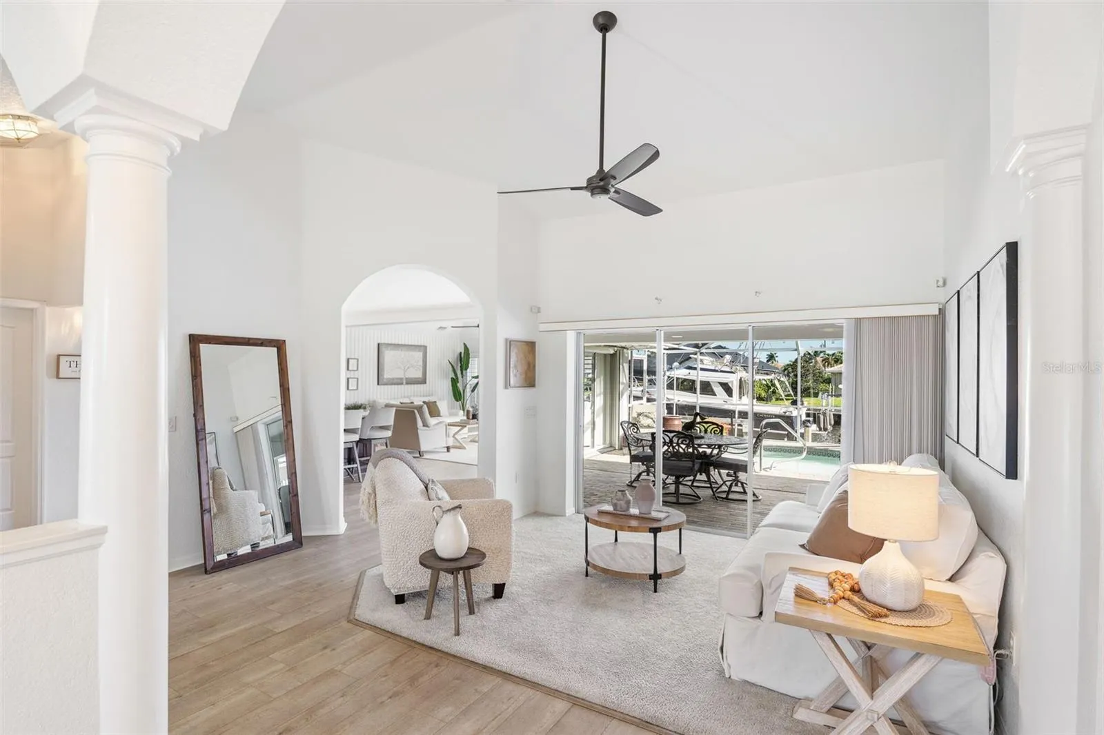 562 ANDORA DR