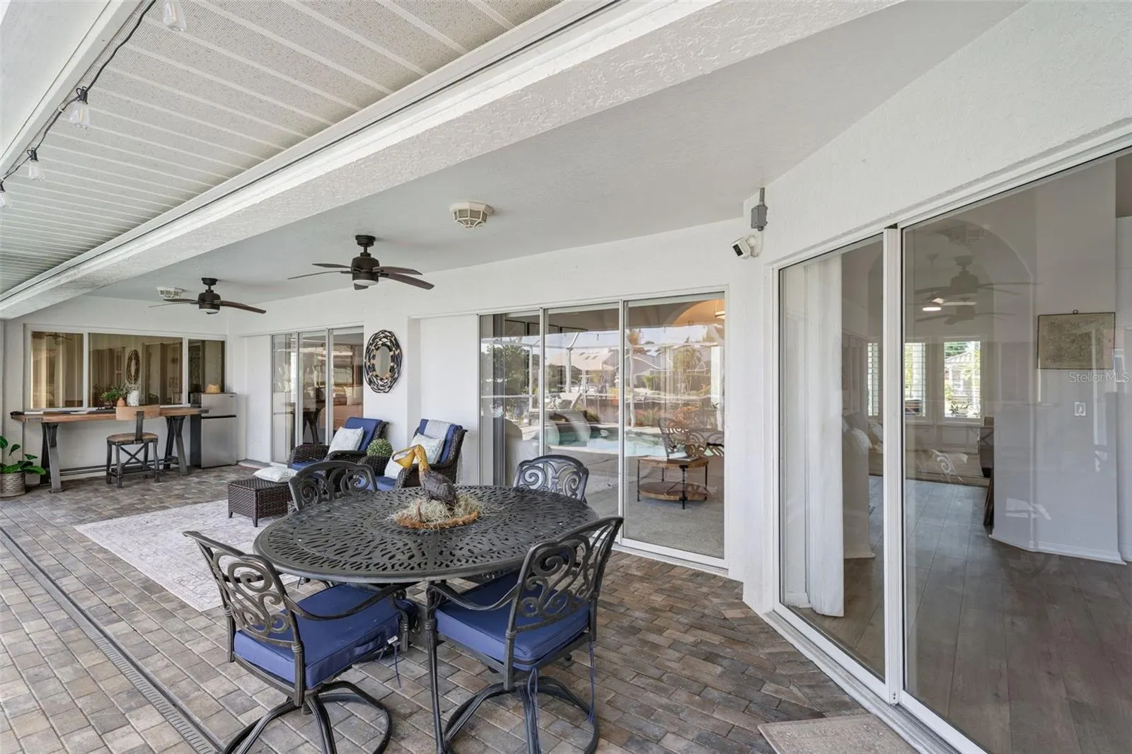 562 ANDORA DR