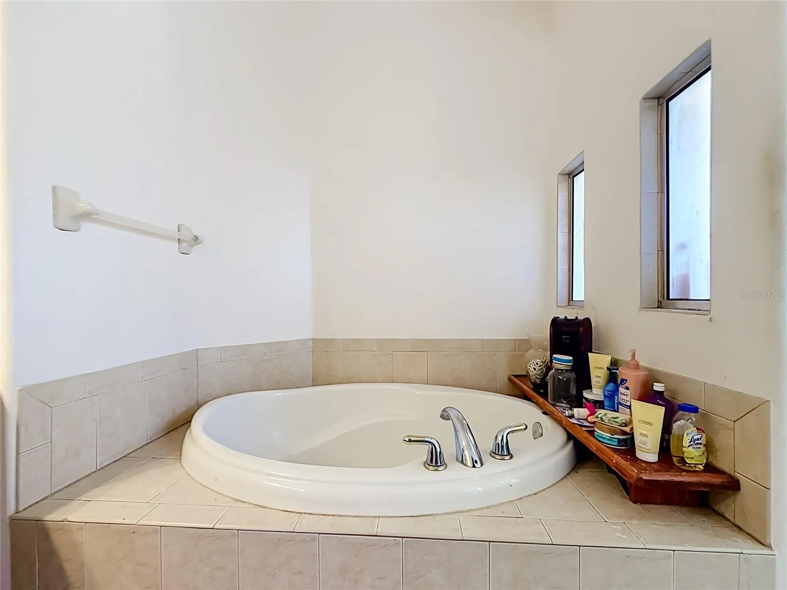 38634 LAKEVIEW WALK