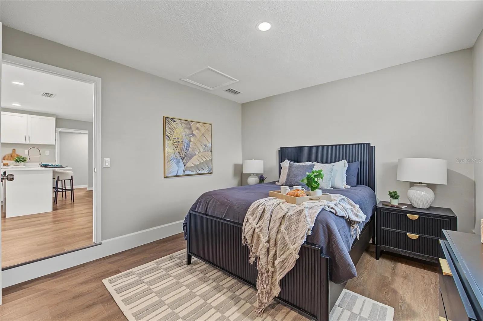 548 FRANDOR PL