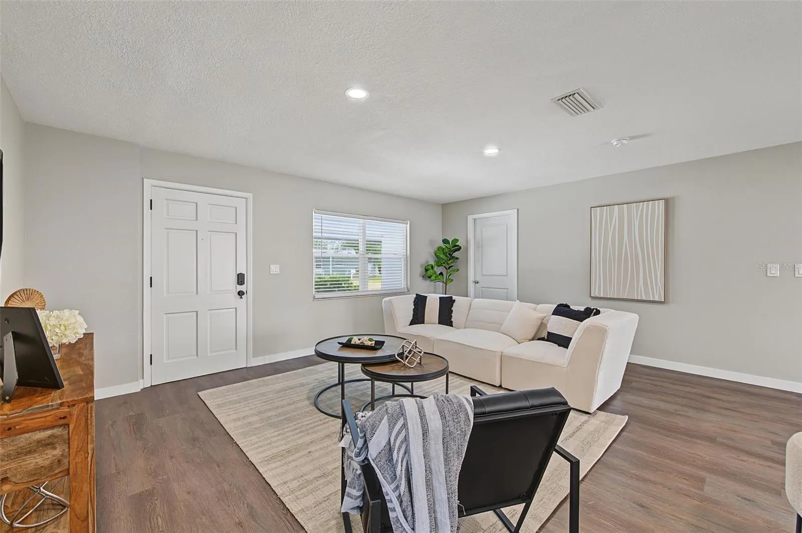 548 FRANDOR PL