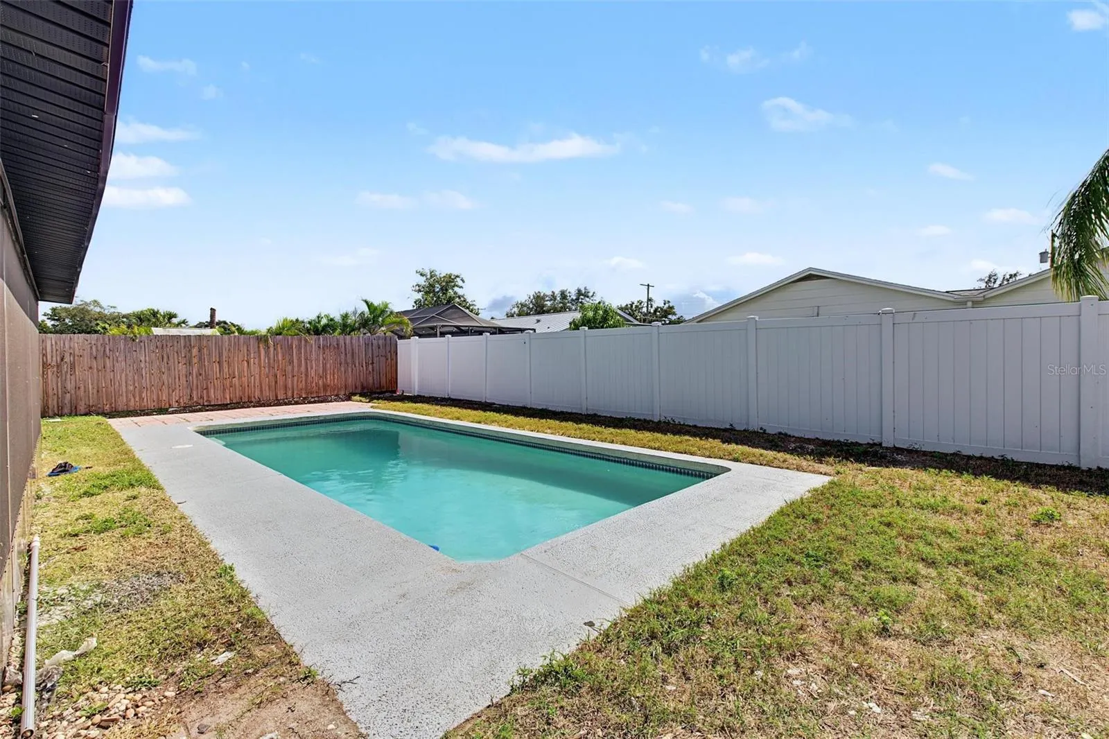 548 FRANDOR PL