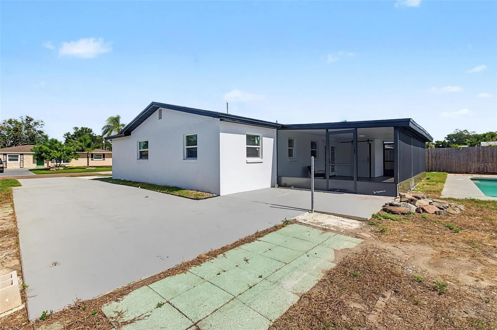 548 FRANDOR PL