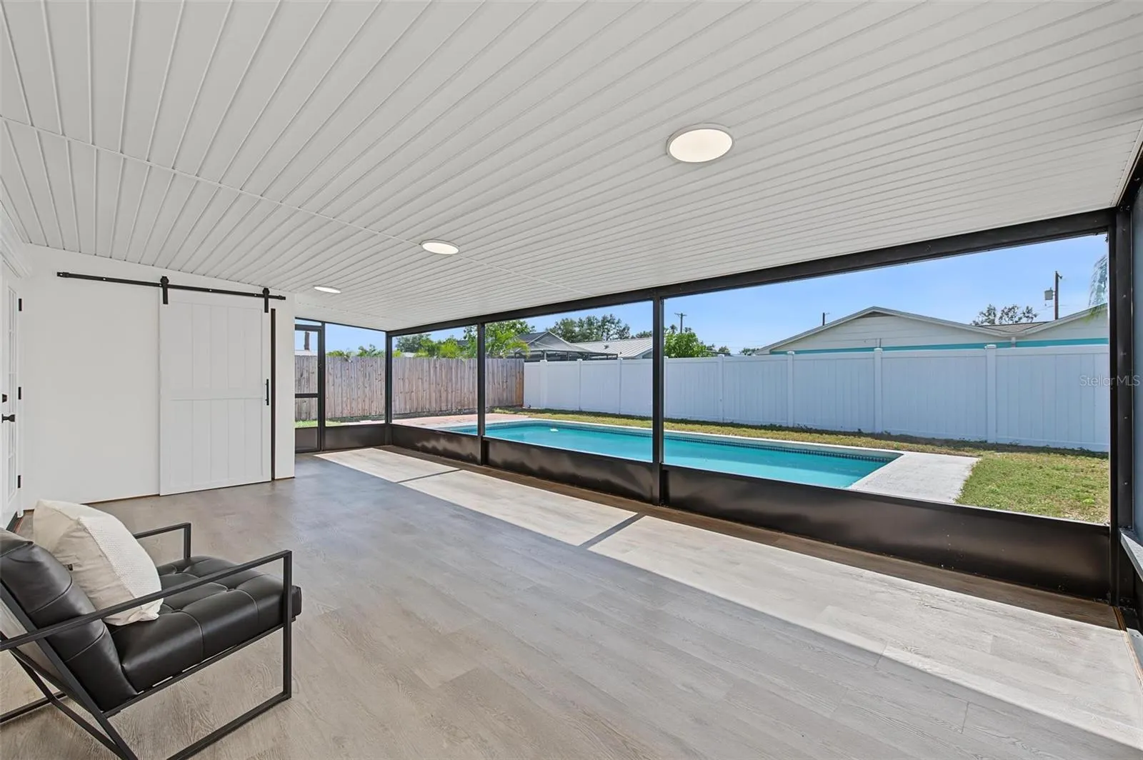 548 FRANDOR PL