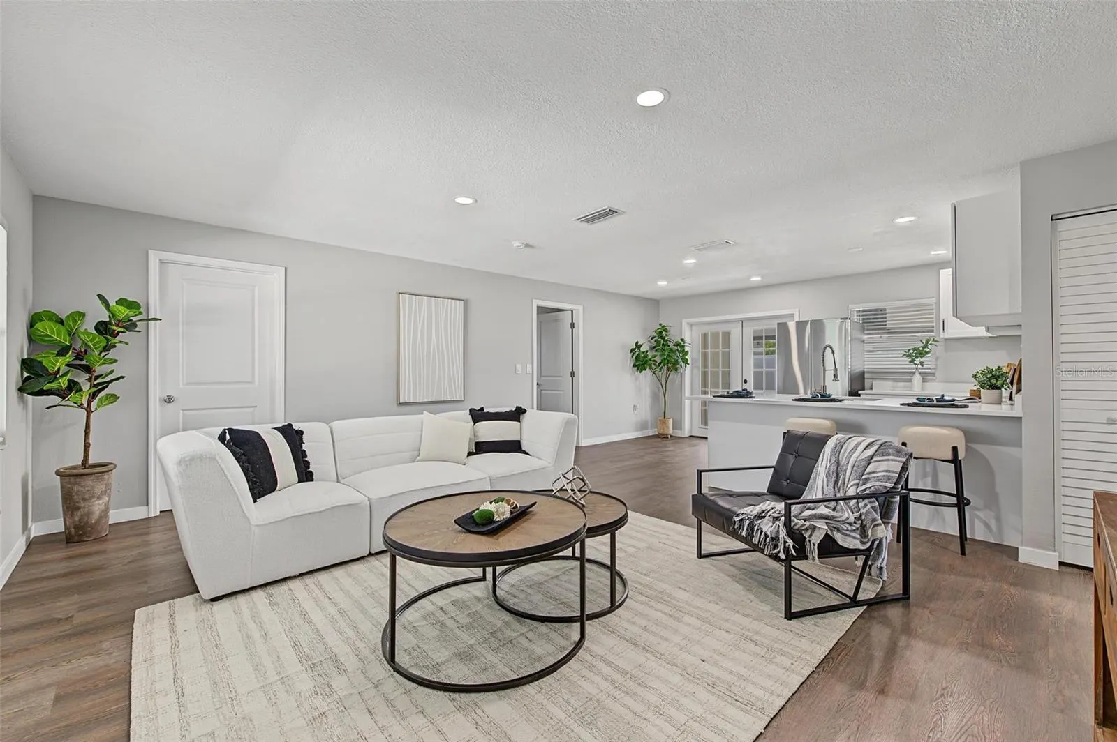 548 FRANDOR PL