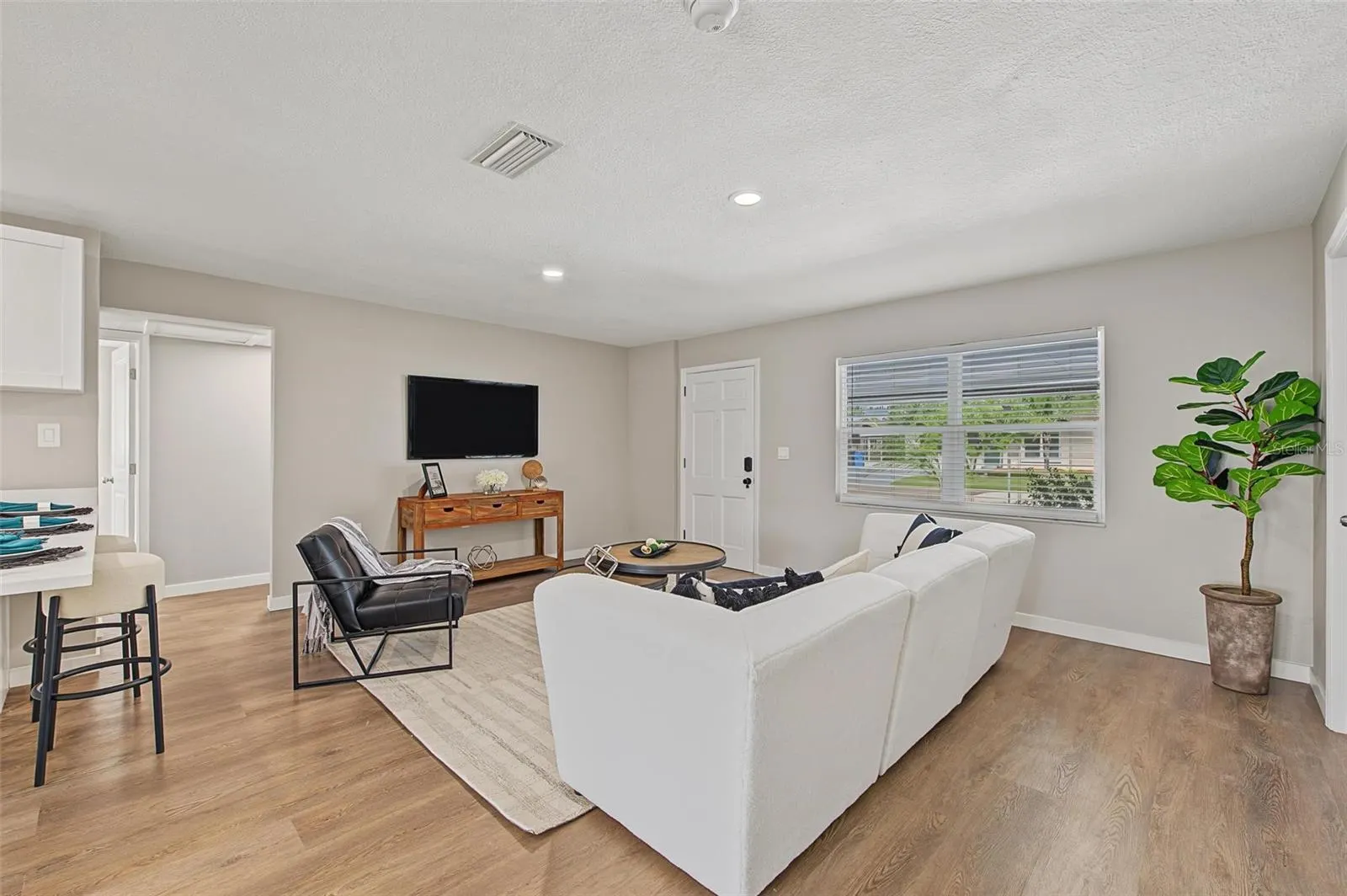 548 FRANDOR PL