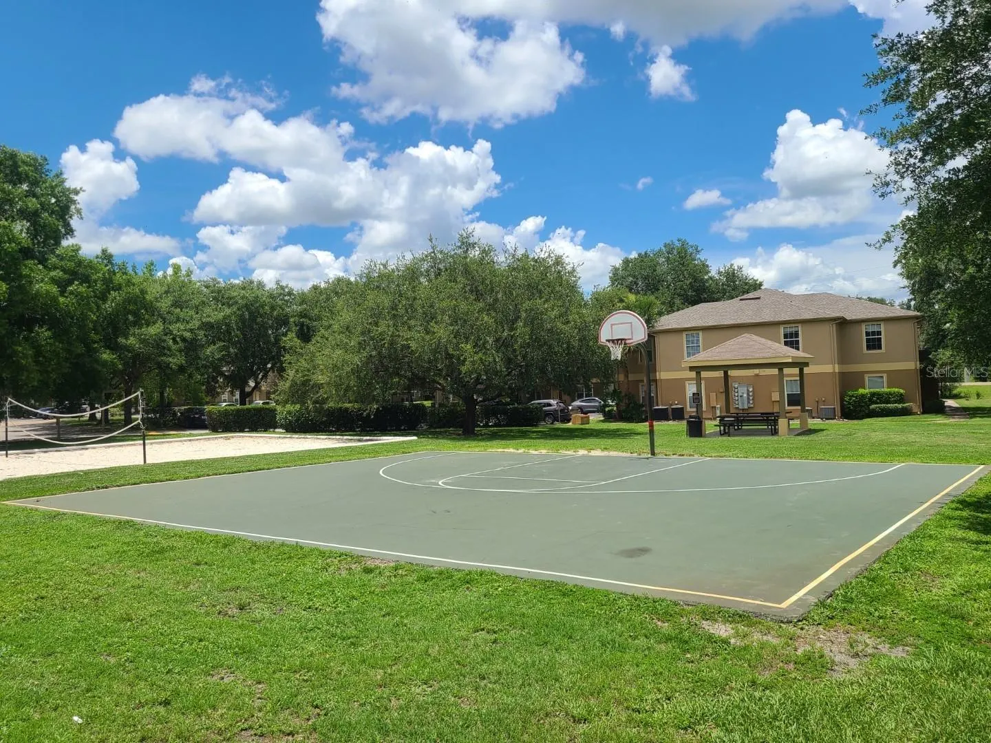 5901 BRICKLEBERRY LN #203 #203