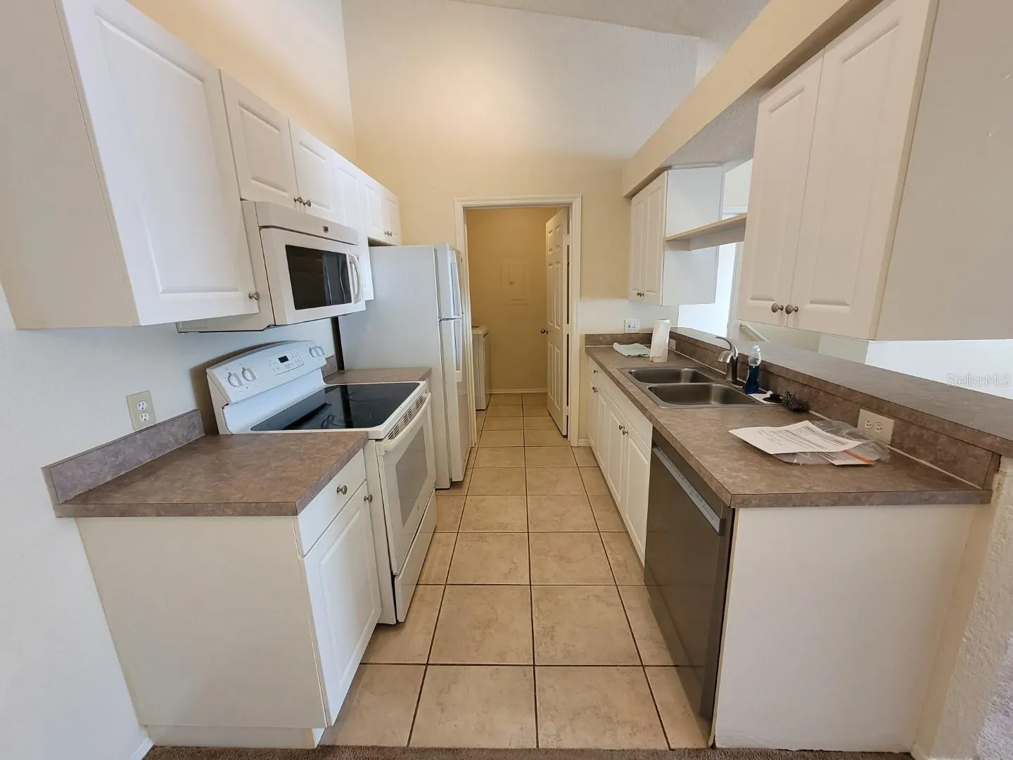 5901 BRICKLEBERRY LN #203 #203