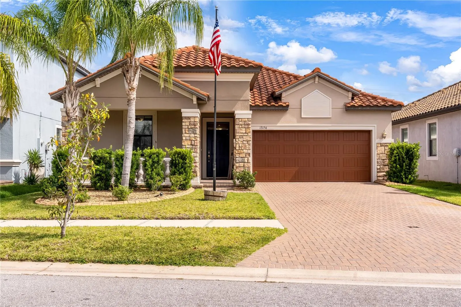 13156 GREEN VIOLET DR