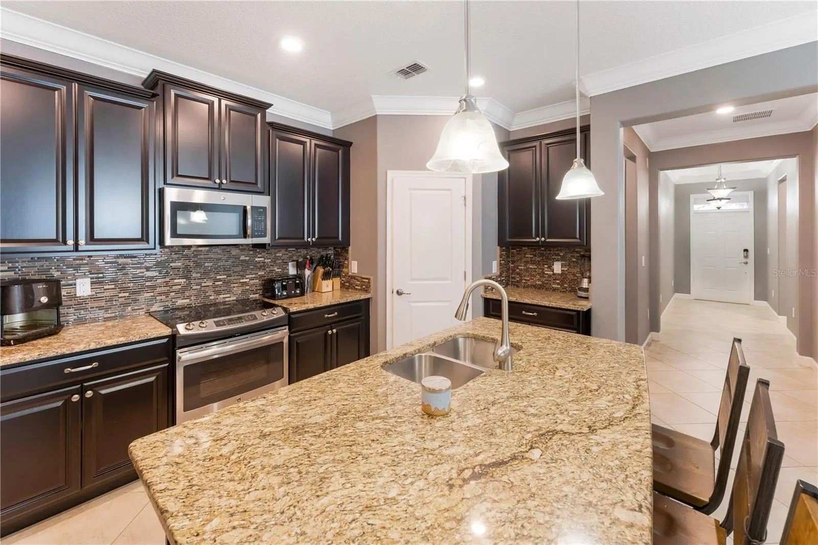 13156 GREEN VIOLET DR