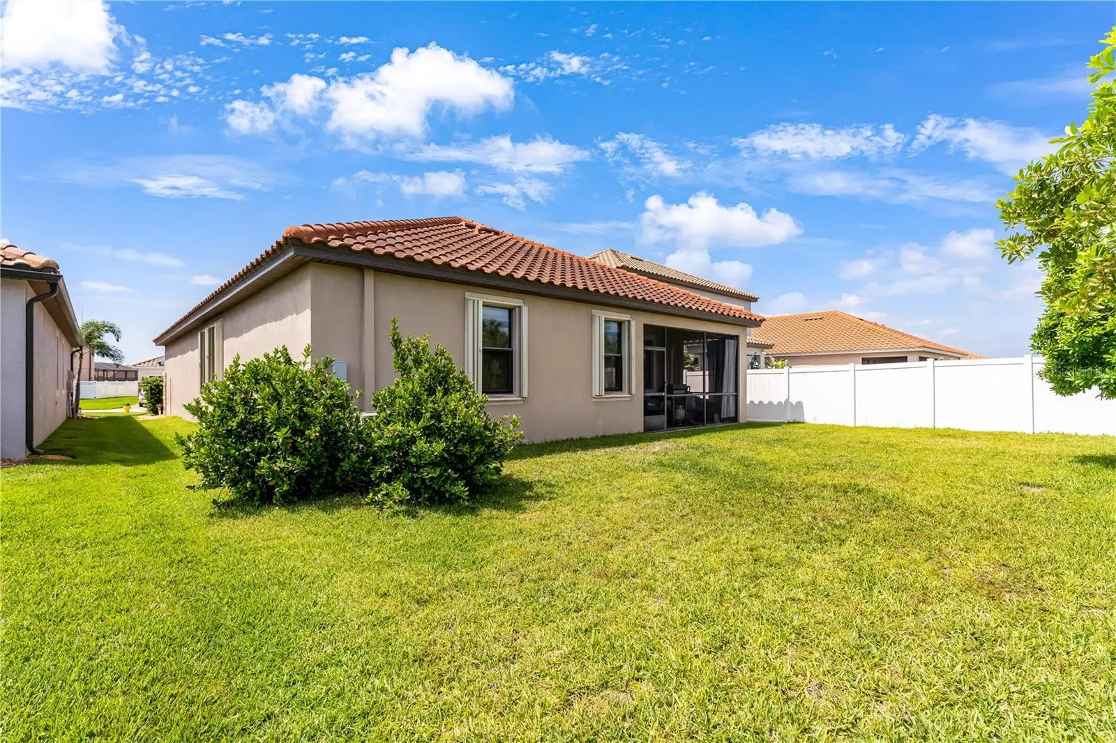 13156 GREEN VIOLET DR