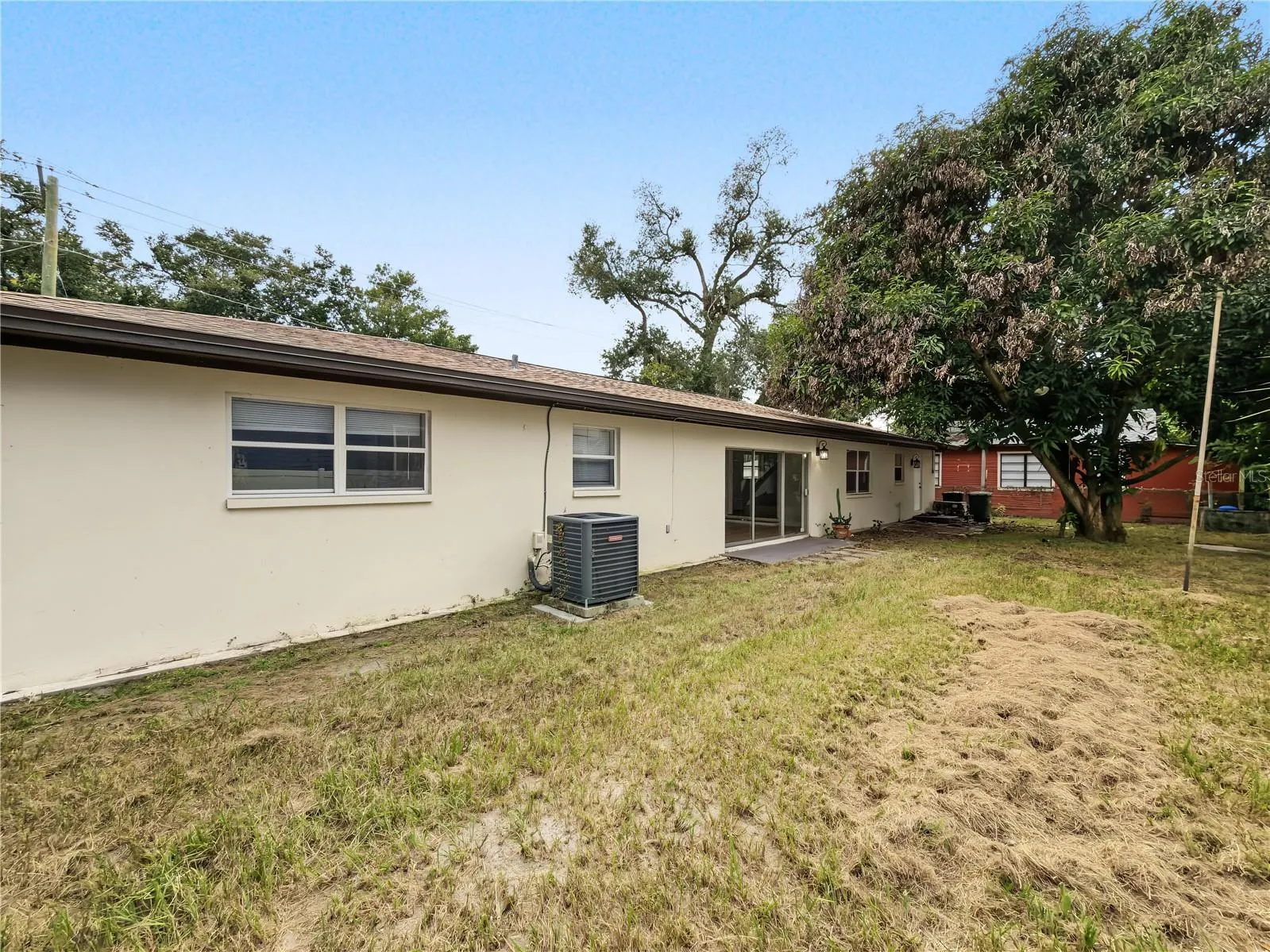 1212 E 24TH AVE