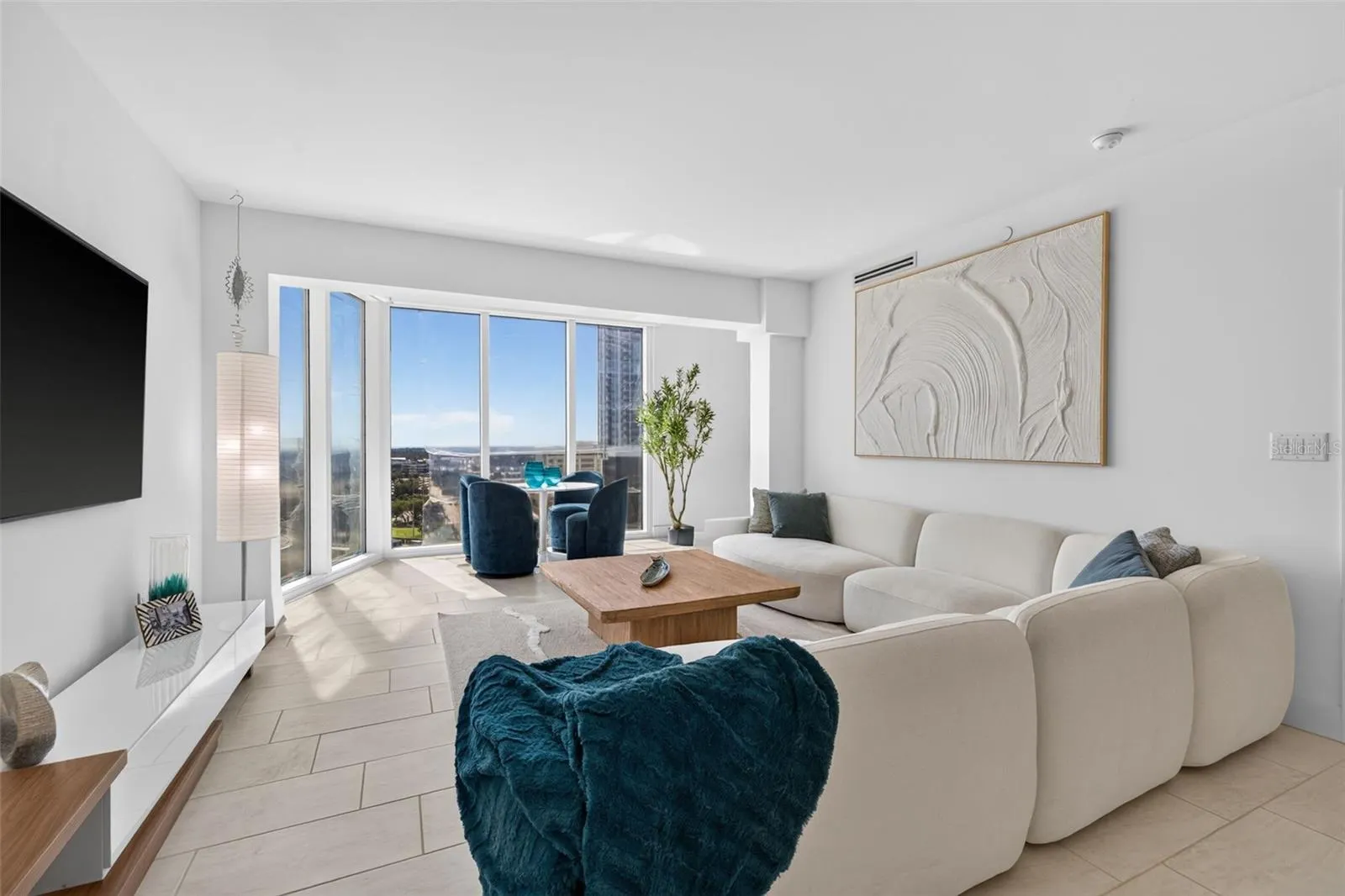 1 BEACH DR SE #1607 #1607