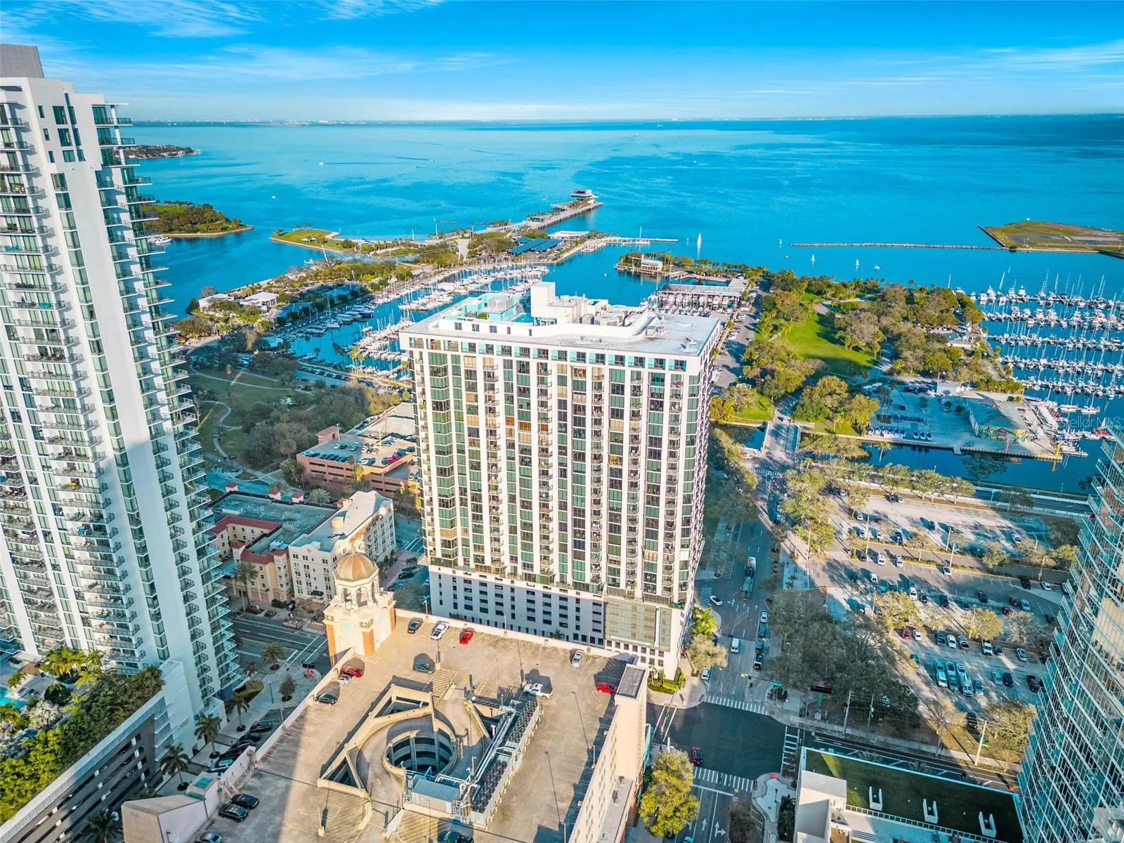 1 BEACH DR SE #1607 #1607