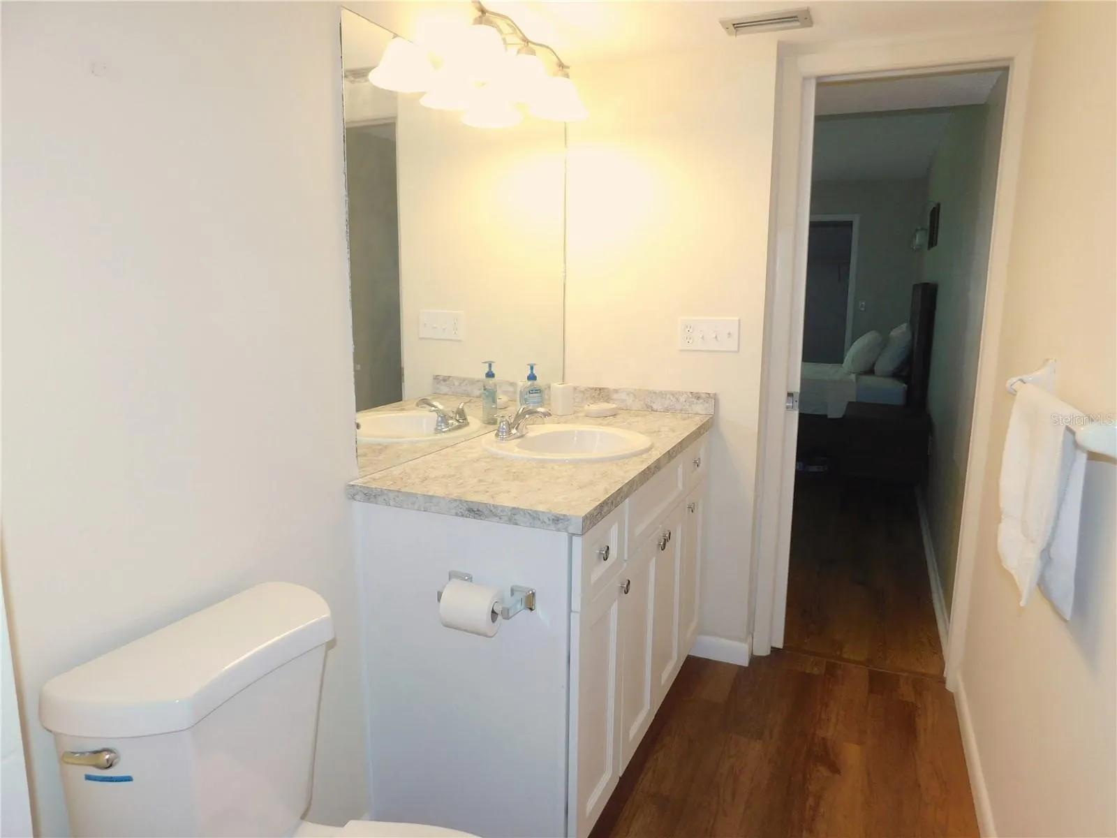 105 PALMETTO CT