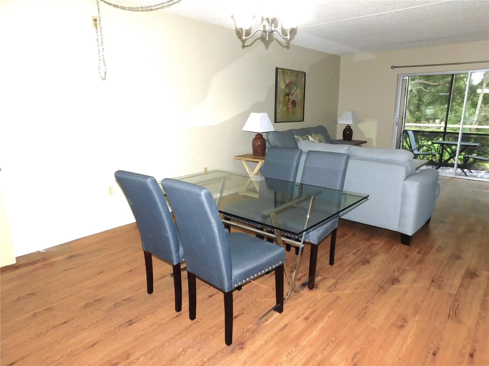 105 PALMETTO CT
