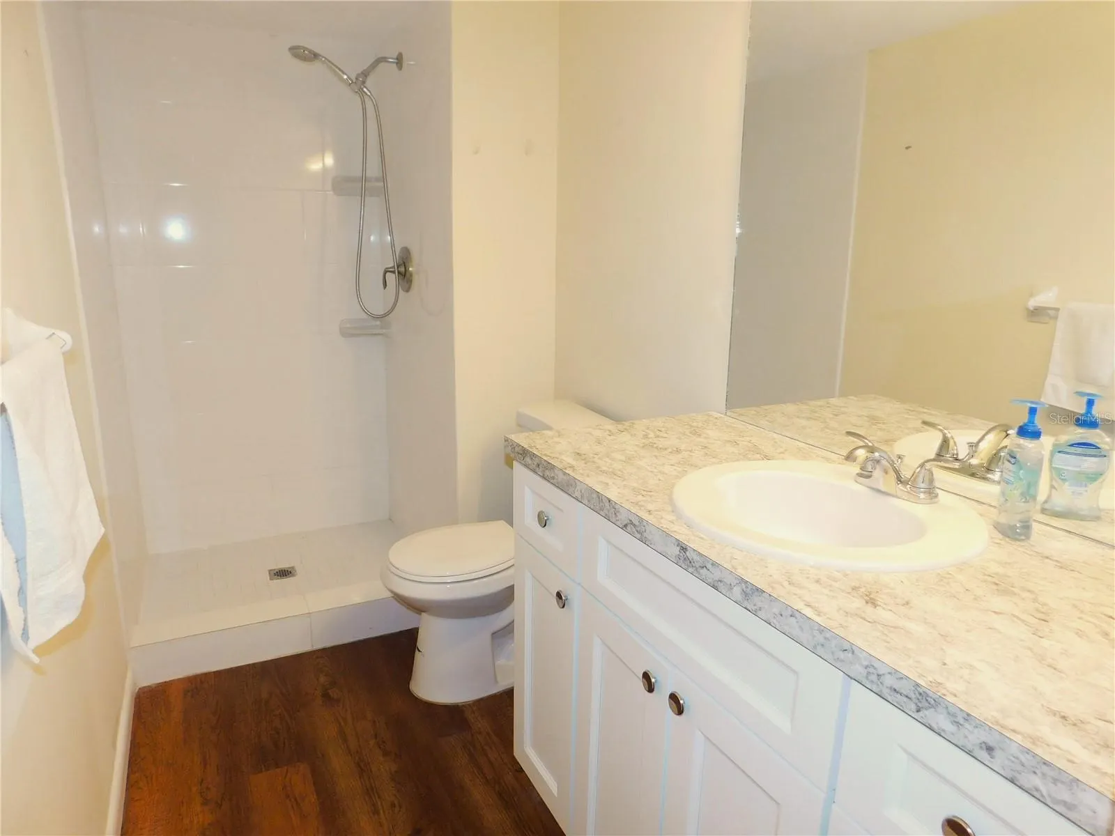 105 PALMETTO CT