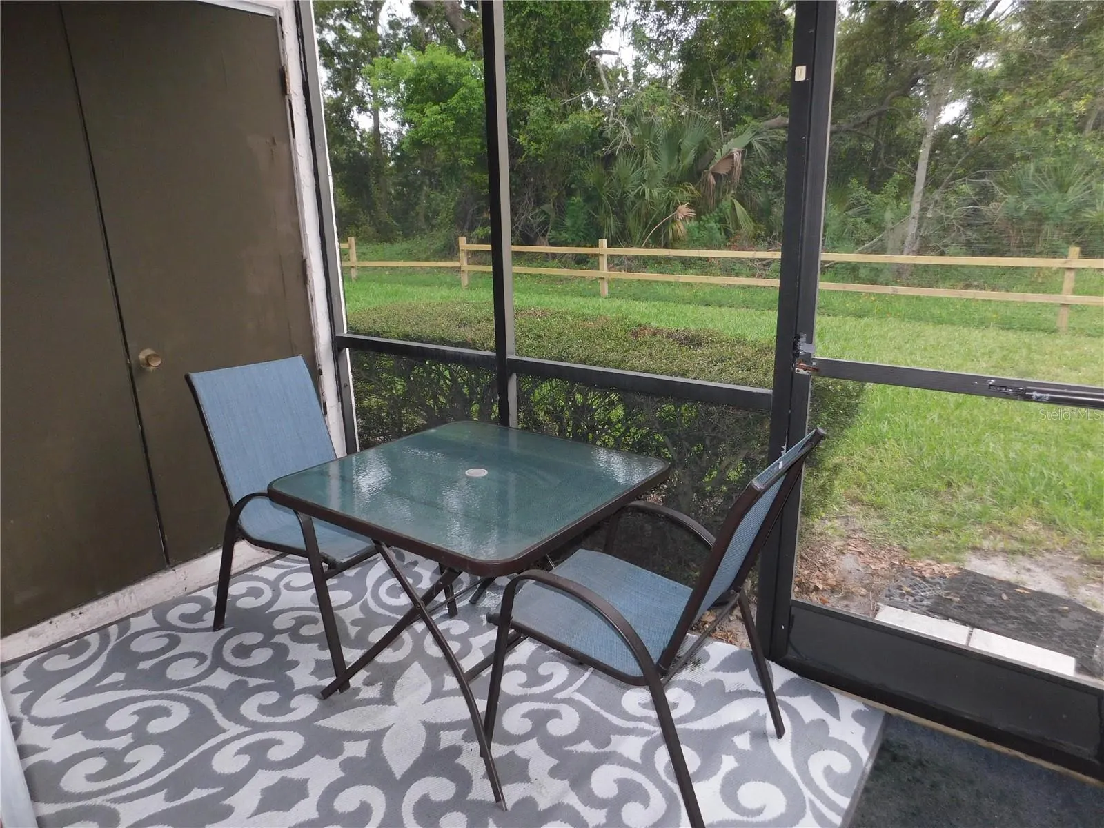 105 PALMETTO CT