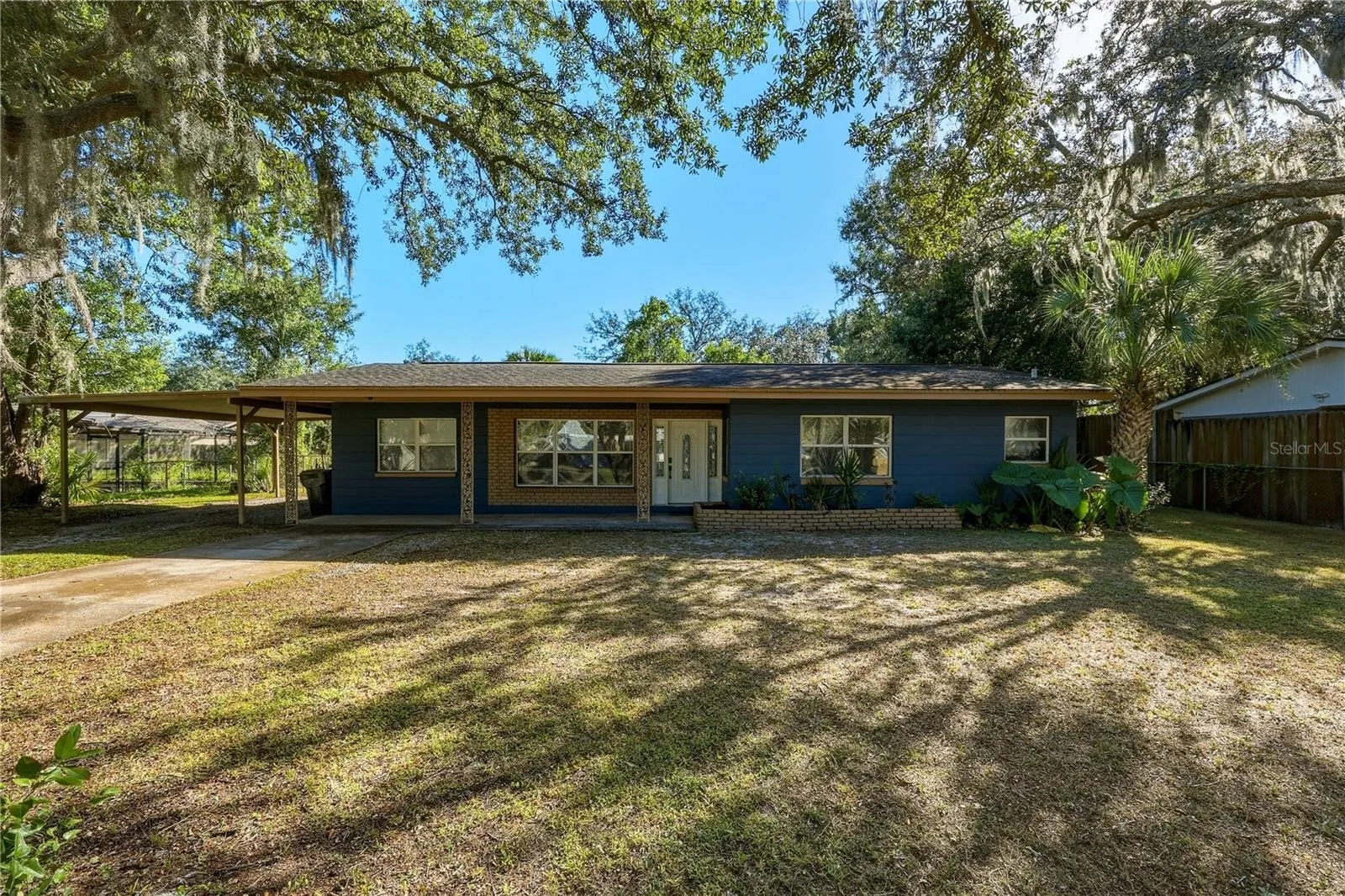 8009 CARDINAL DR