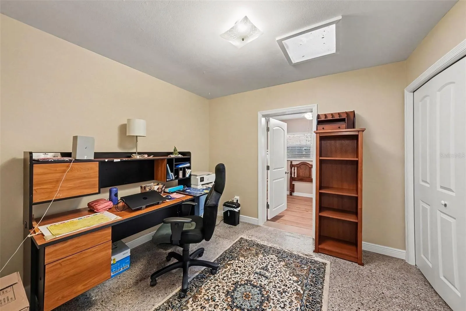 5002 HALIFAX DR