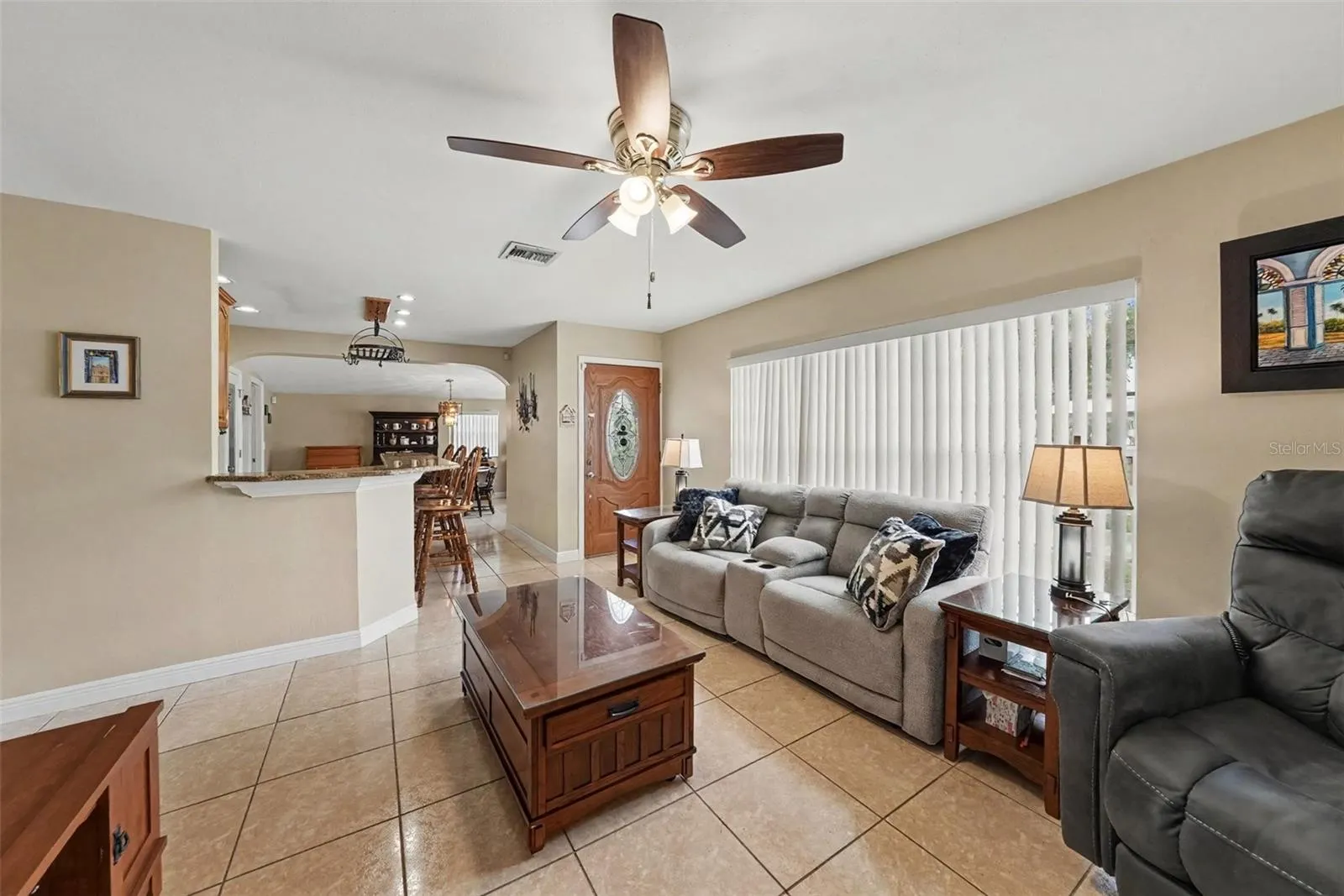 5002 HALIFAX DR