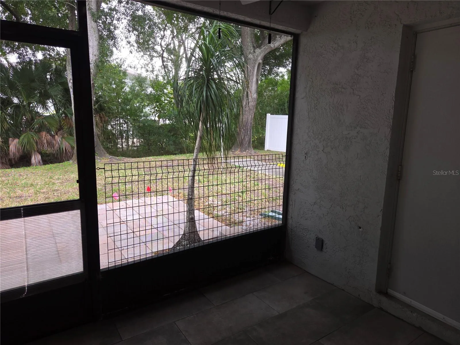 5943 CALAIS BLVD N #6 #6