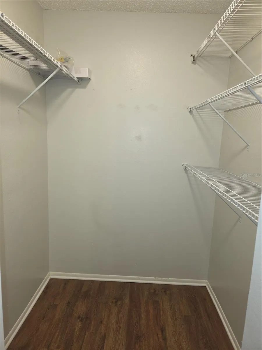5943 CALAIS BLVD N #6 #6