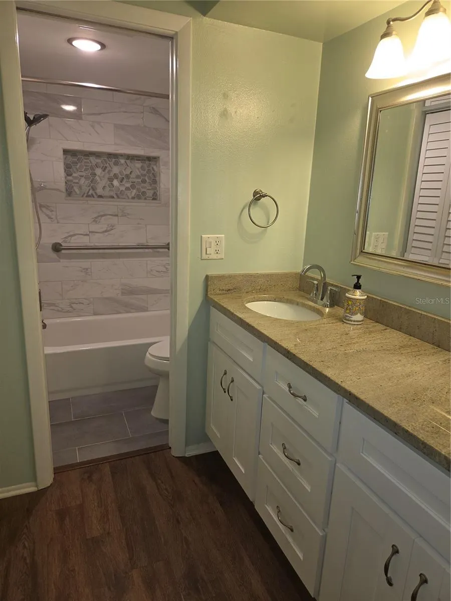 5943 CALAIS BLVD N #6 #6