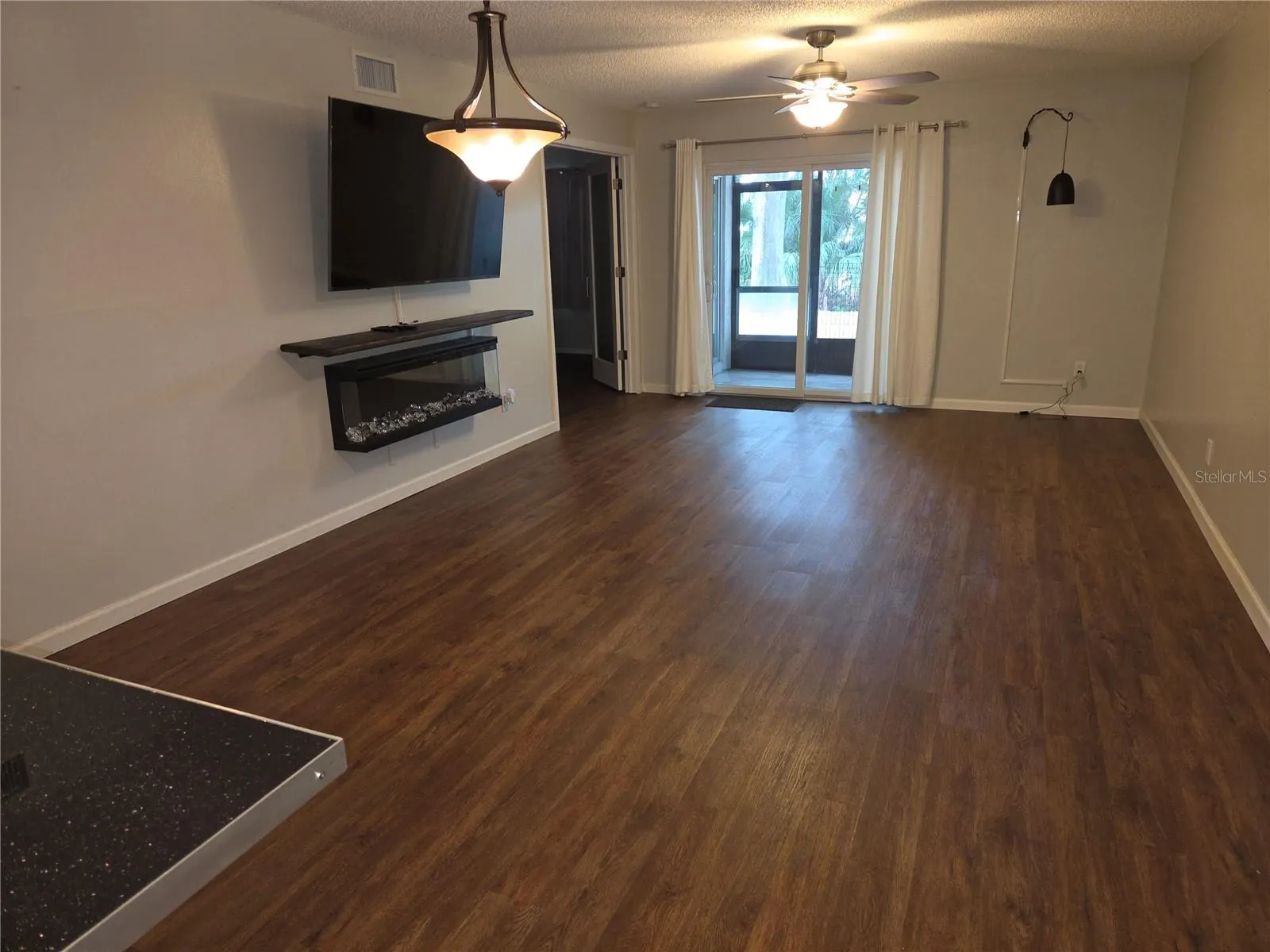 5943 CALAIS BLVD N #6 #6