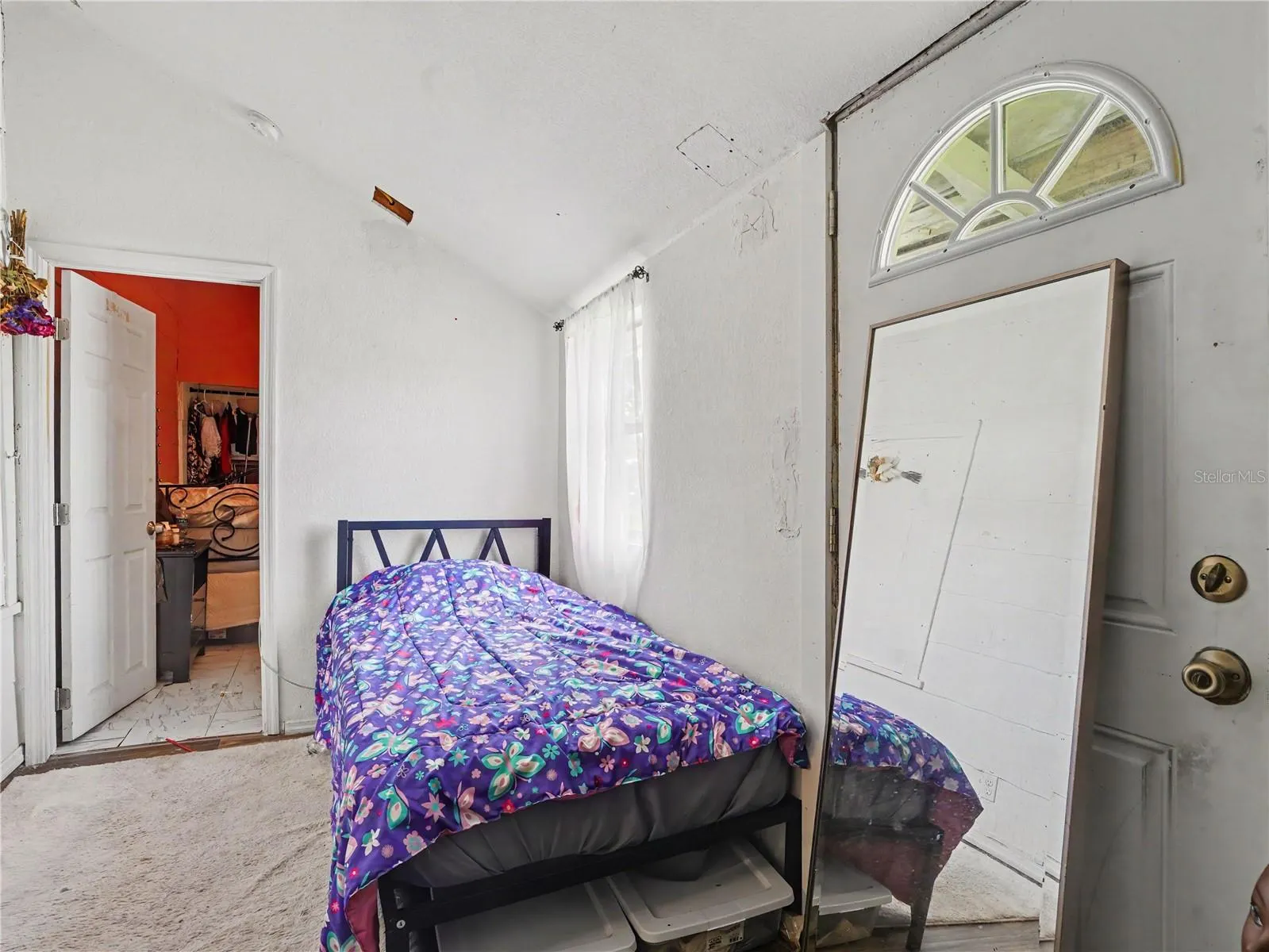 921 W CORNELL ST