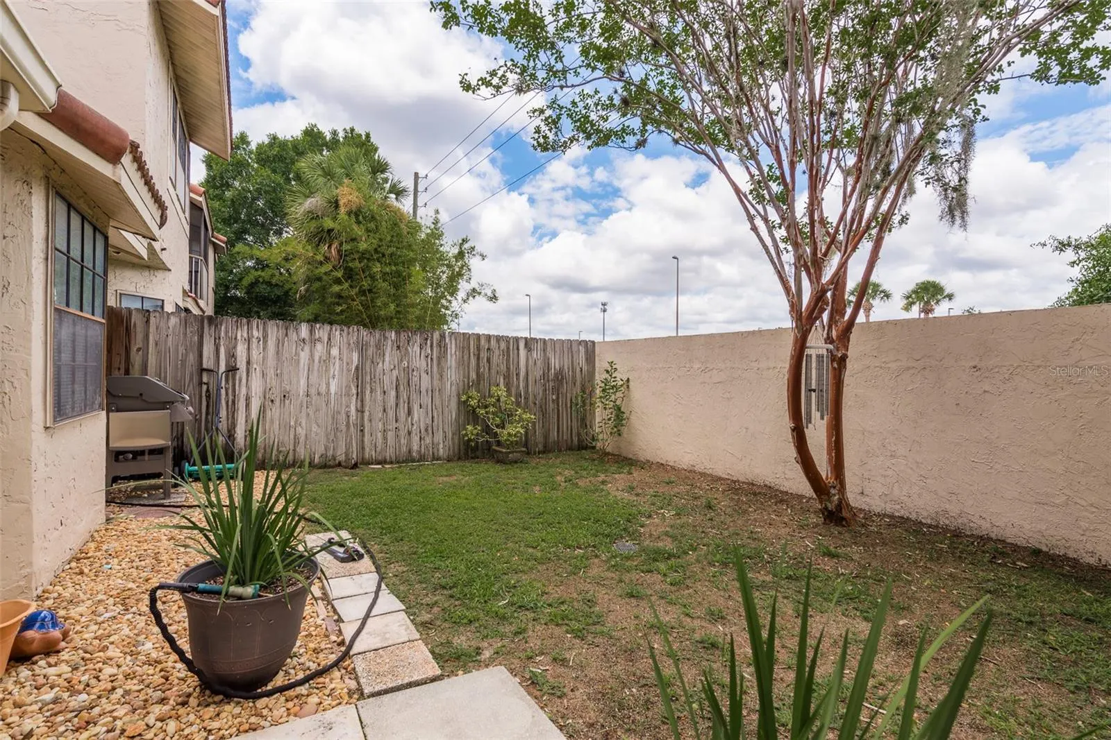 10429 LA MIRAGE CT