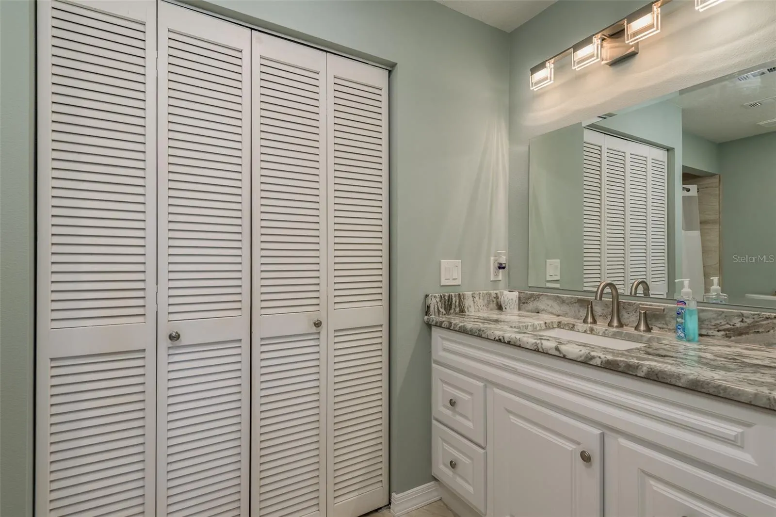 10429 LA MIRAGE CT