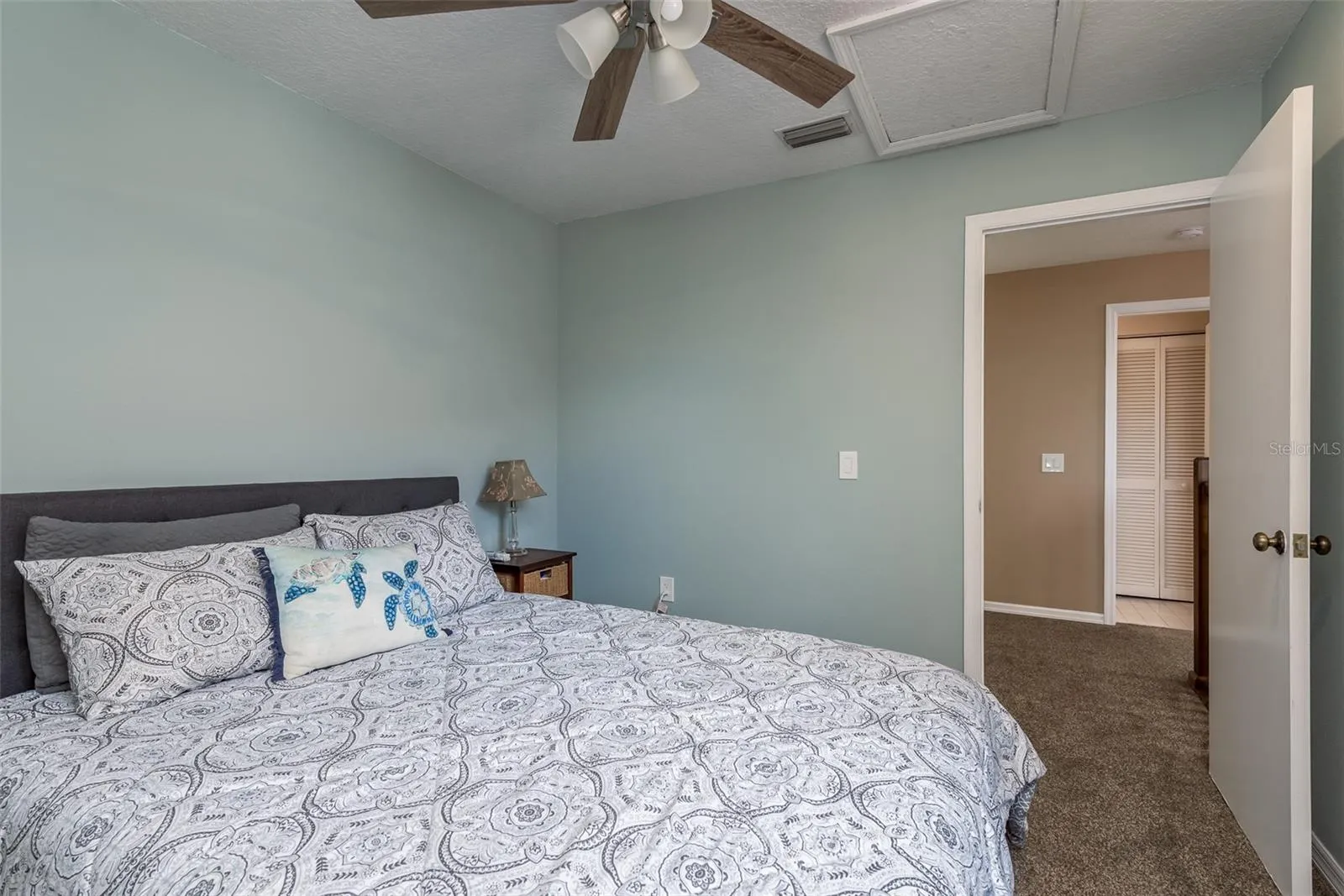 10429 LA MIRAGE CT