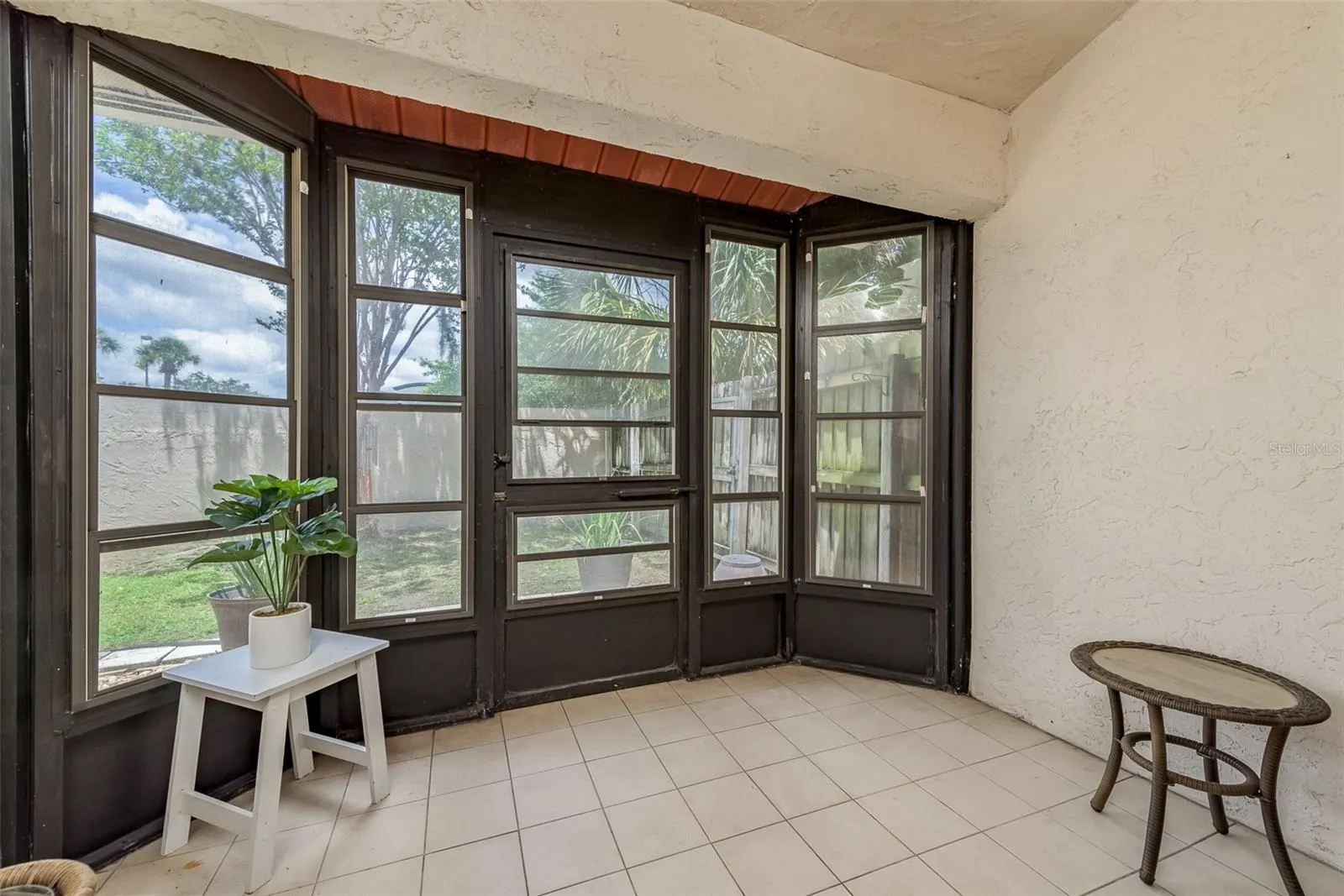 10429 LA MIRAGE CT