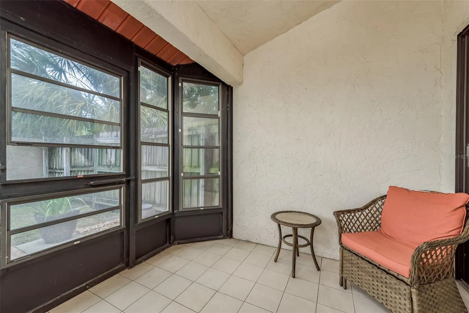 10429 LA MIRAGE CT