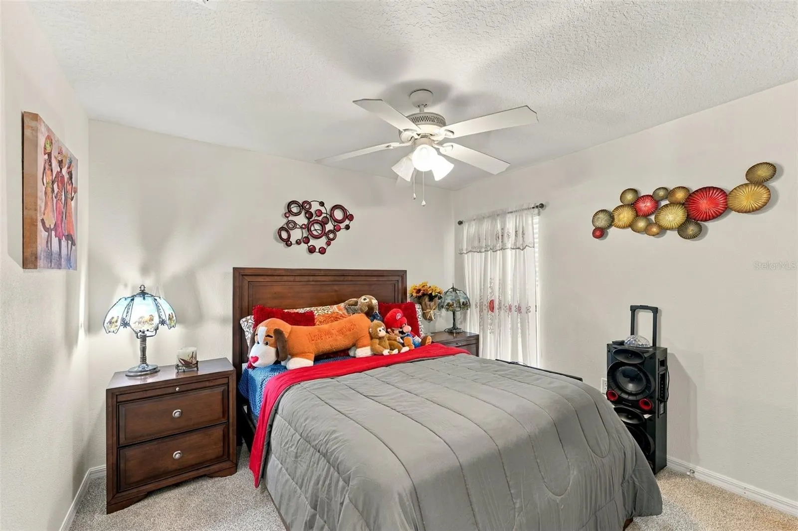 588 OLIVE CONCH ST