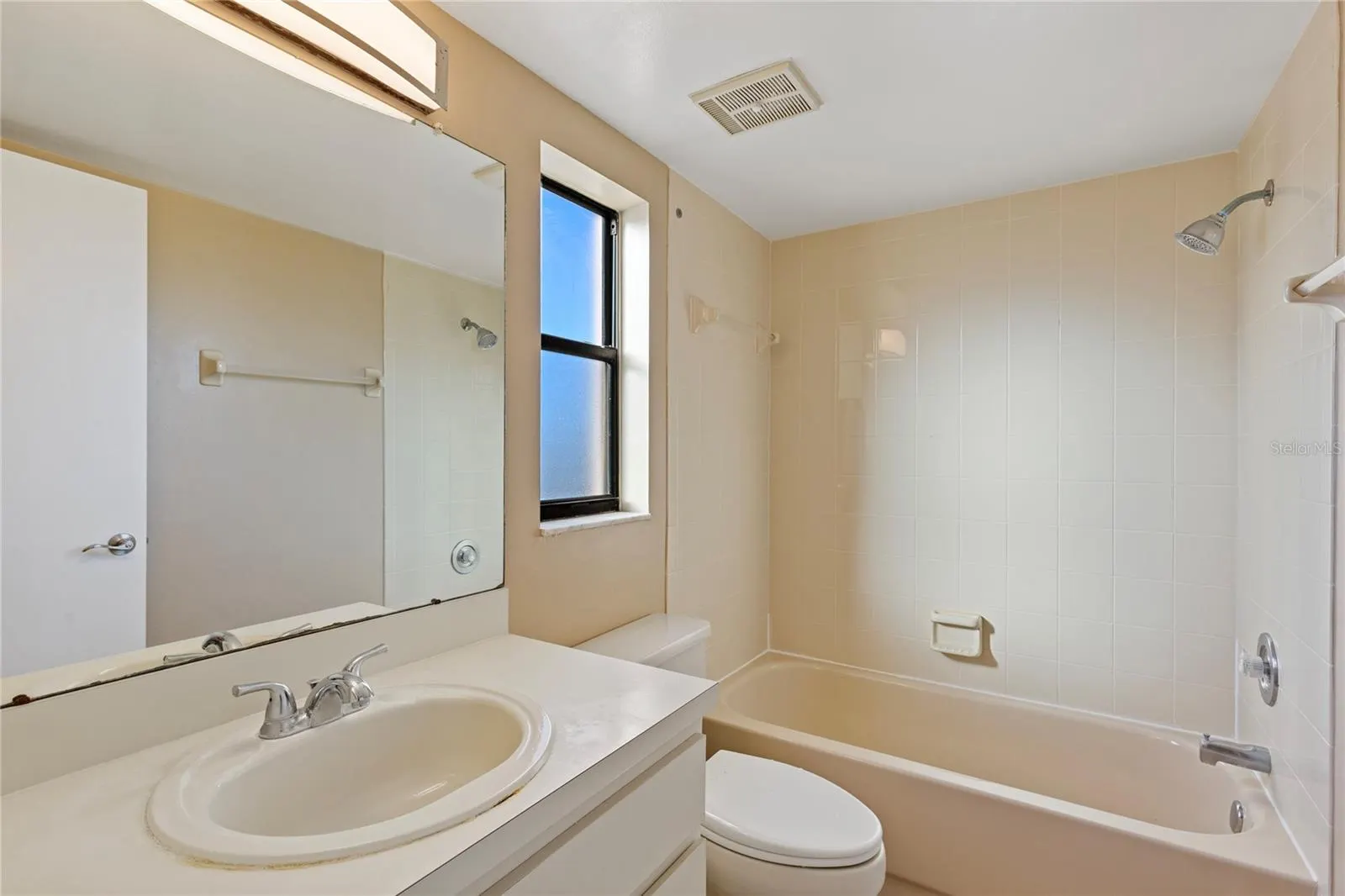 145 116TH AVE #301 #301